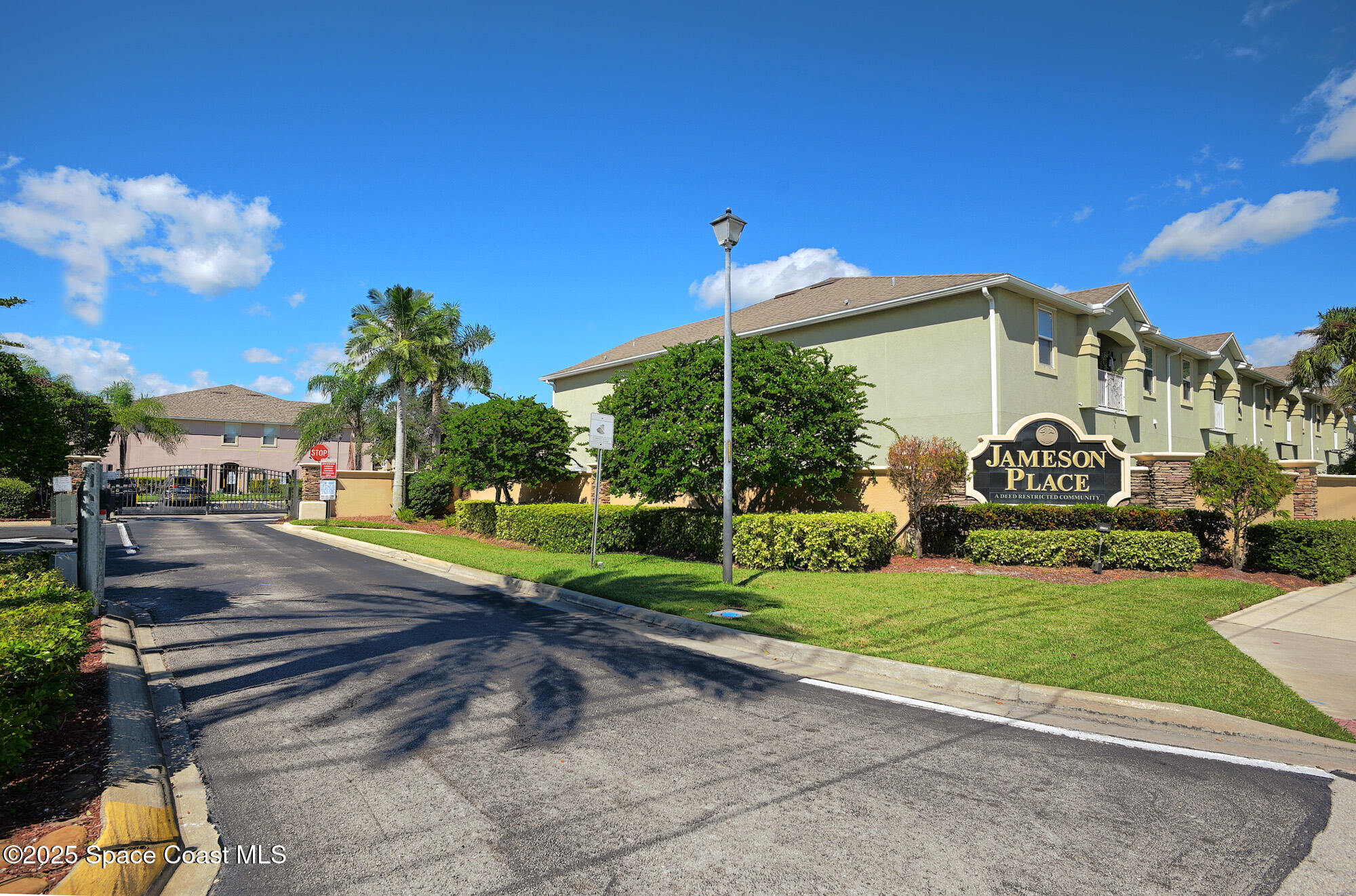 4047 Meander Place 208