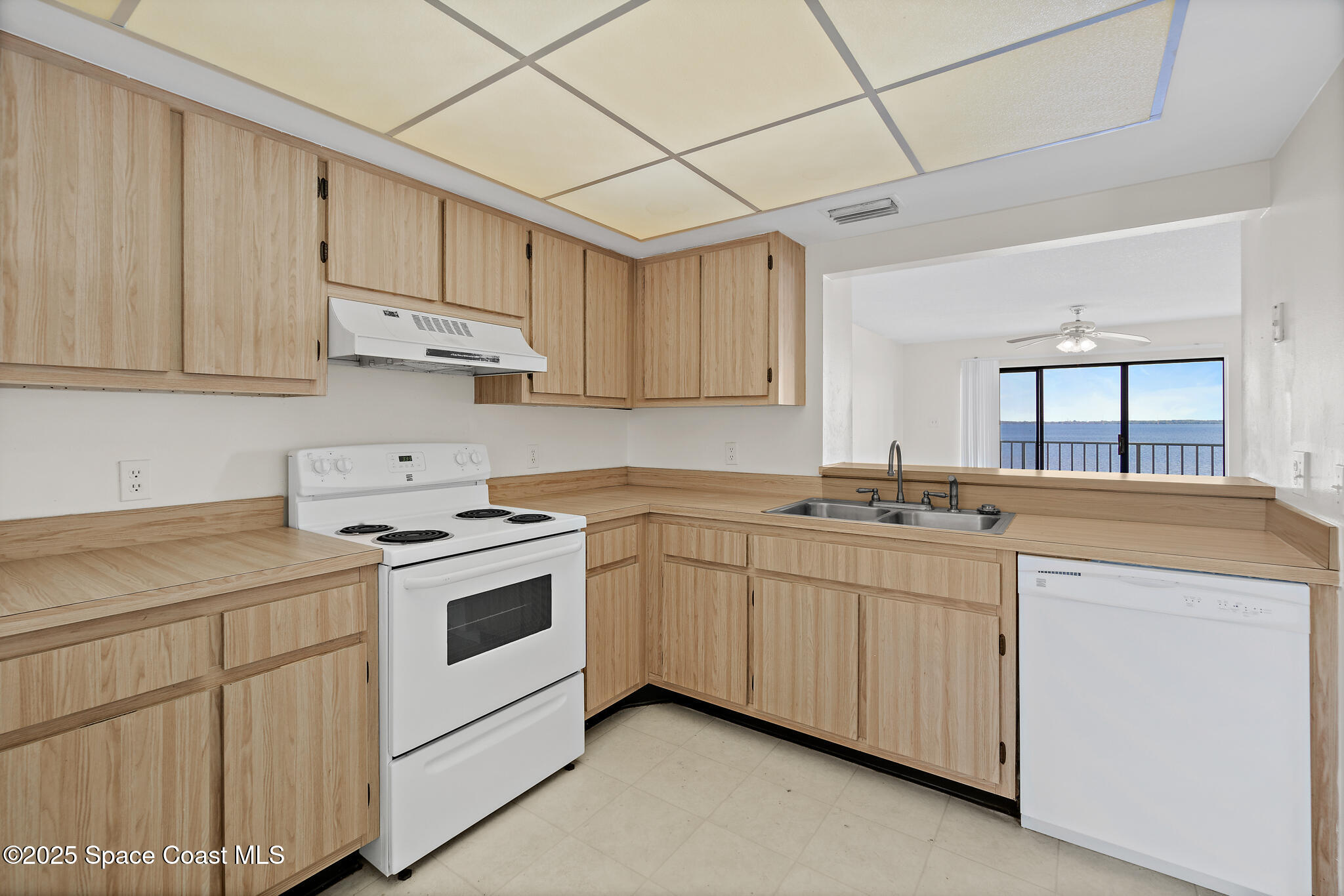 6760 N Highway 1 3204