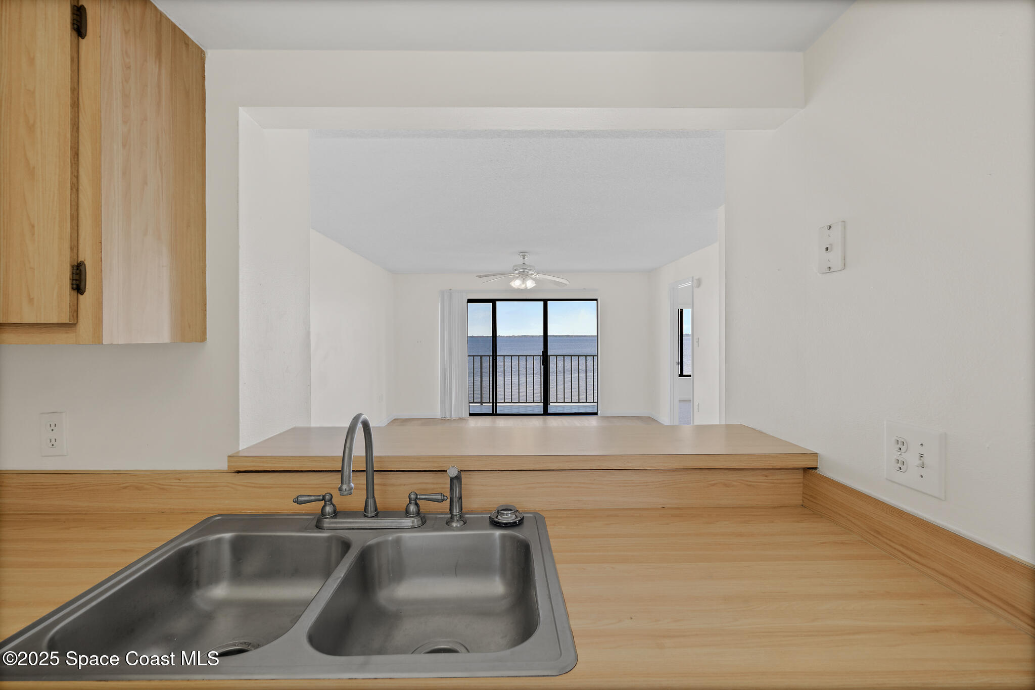 6760 N Highway 1 3204