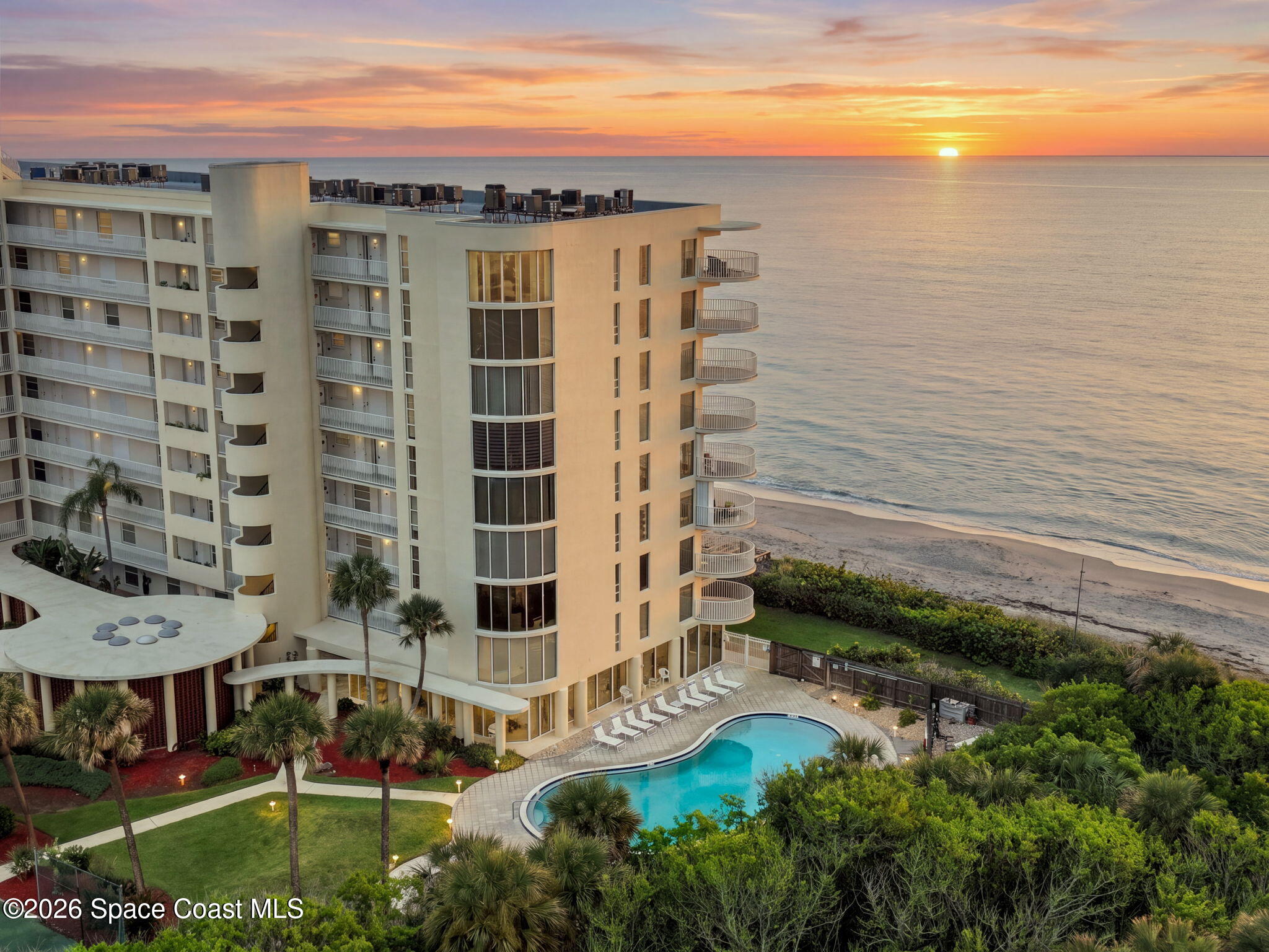 2225 Highway A1a 706