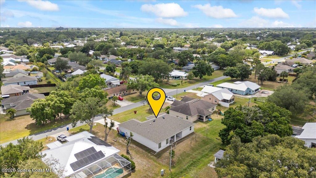 Photo of 710 Mulberry Street, Sebastian, FL 32958 (MLS # 1042369)