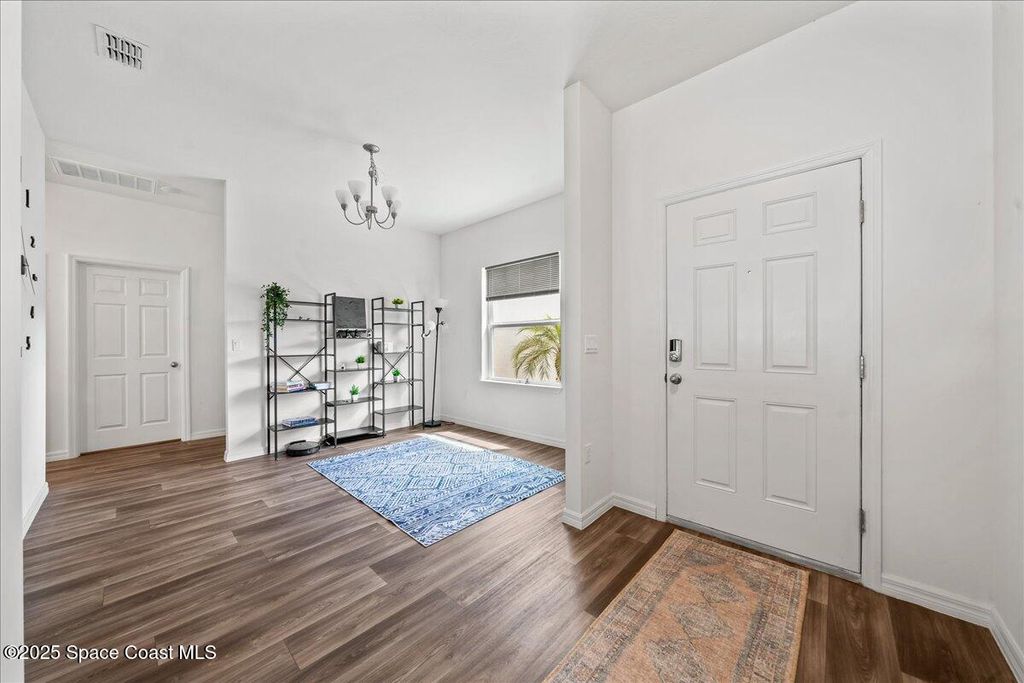 Photo of 710 Mulberry Street, Sebastian, FL 32958 (MLS # 1042369)