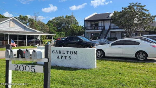2005 CARLTON DR APT 3, MELBOURNE, FL 32935 - Image 103166042dcde5daaa7dc0a604cc38f4/332044848
