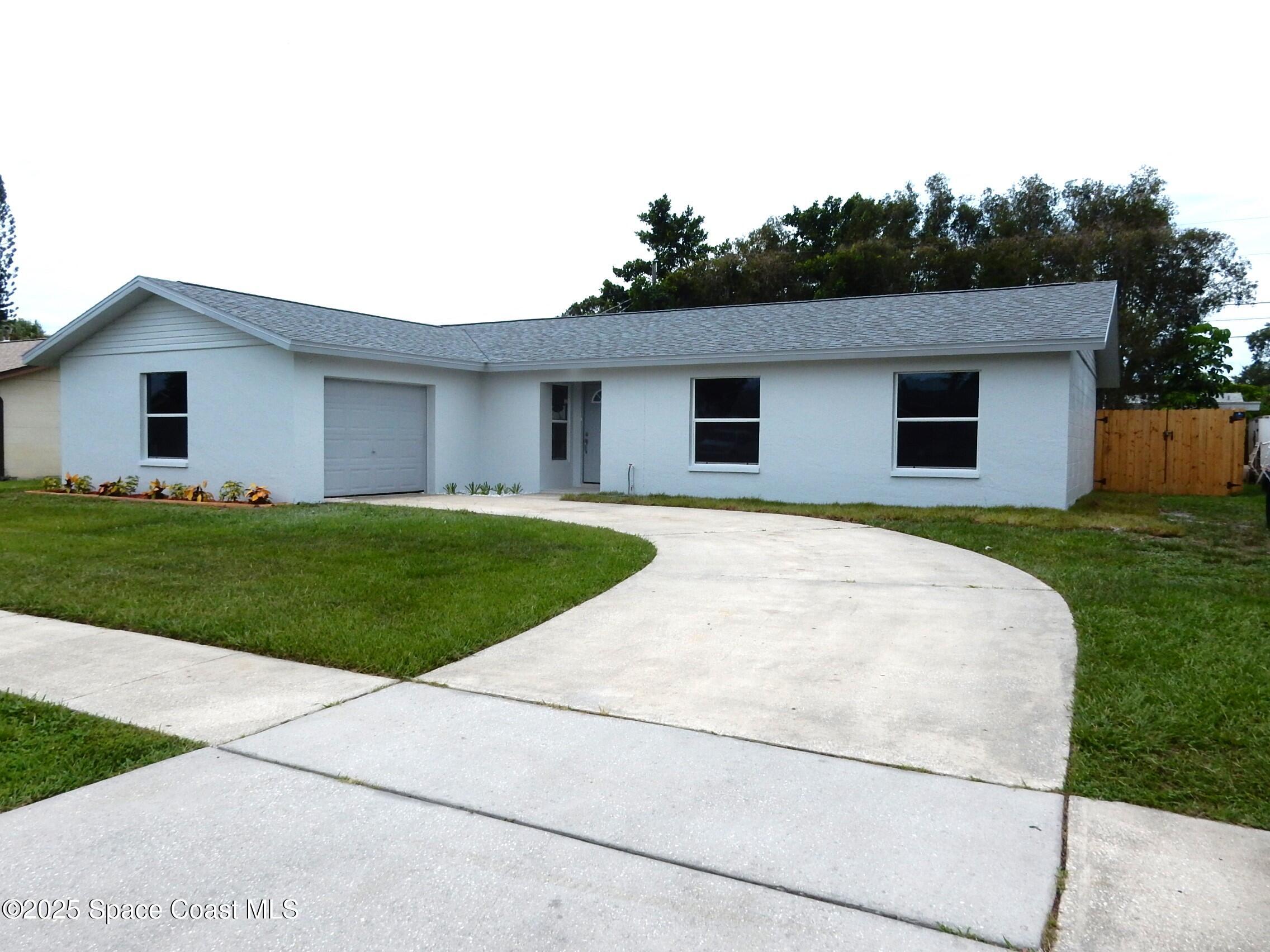 1523 White Cap Way