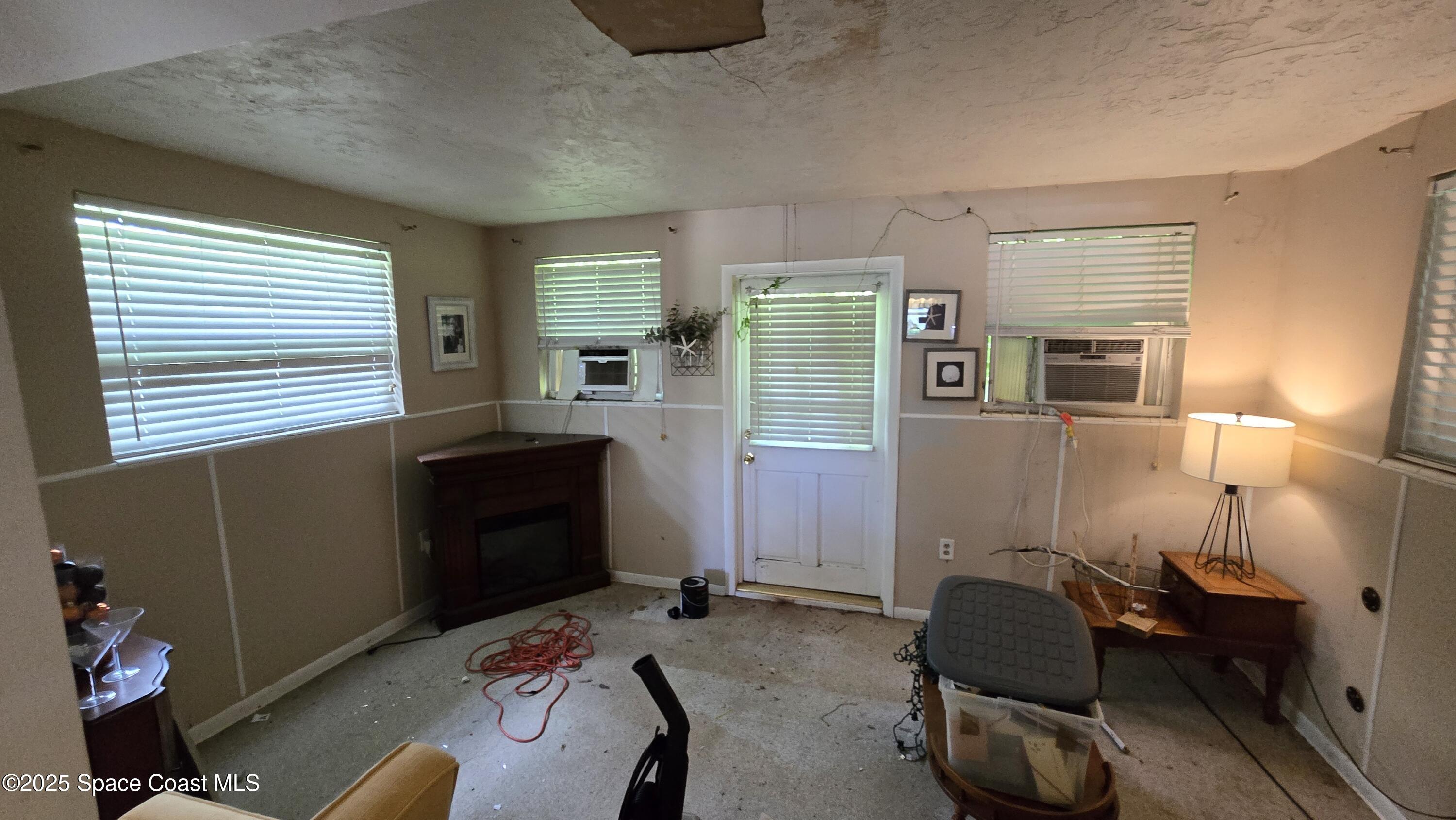 2004 Tyler Avenue