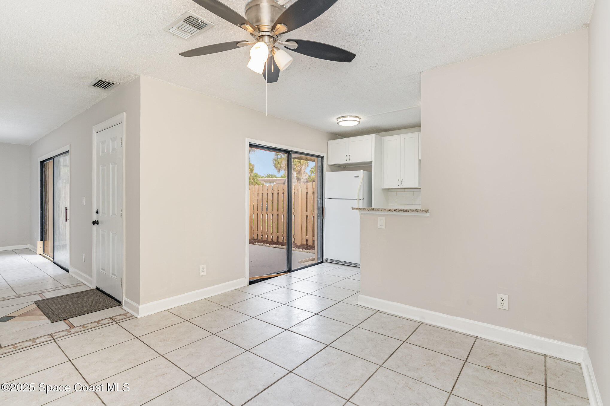 2018 Vista Oaks Circle NE