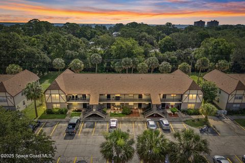 3093 Sir Hamilton Circle 10 Titusville FL 32780