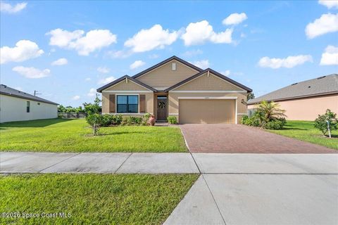 Property photo of 6485 Topaz Drive, Grant, FL 32949