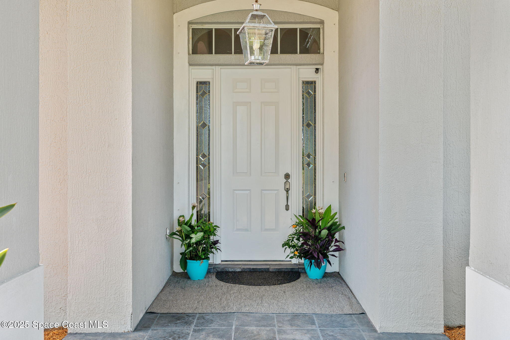 290 Utopia Circle
