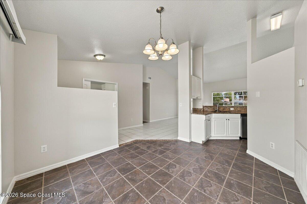 261 Vin Rose Circle SE