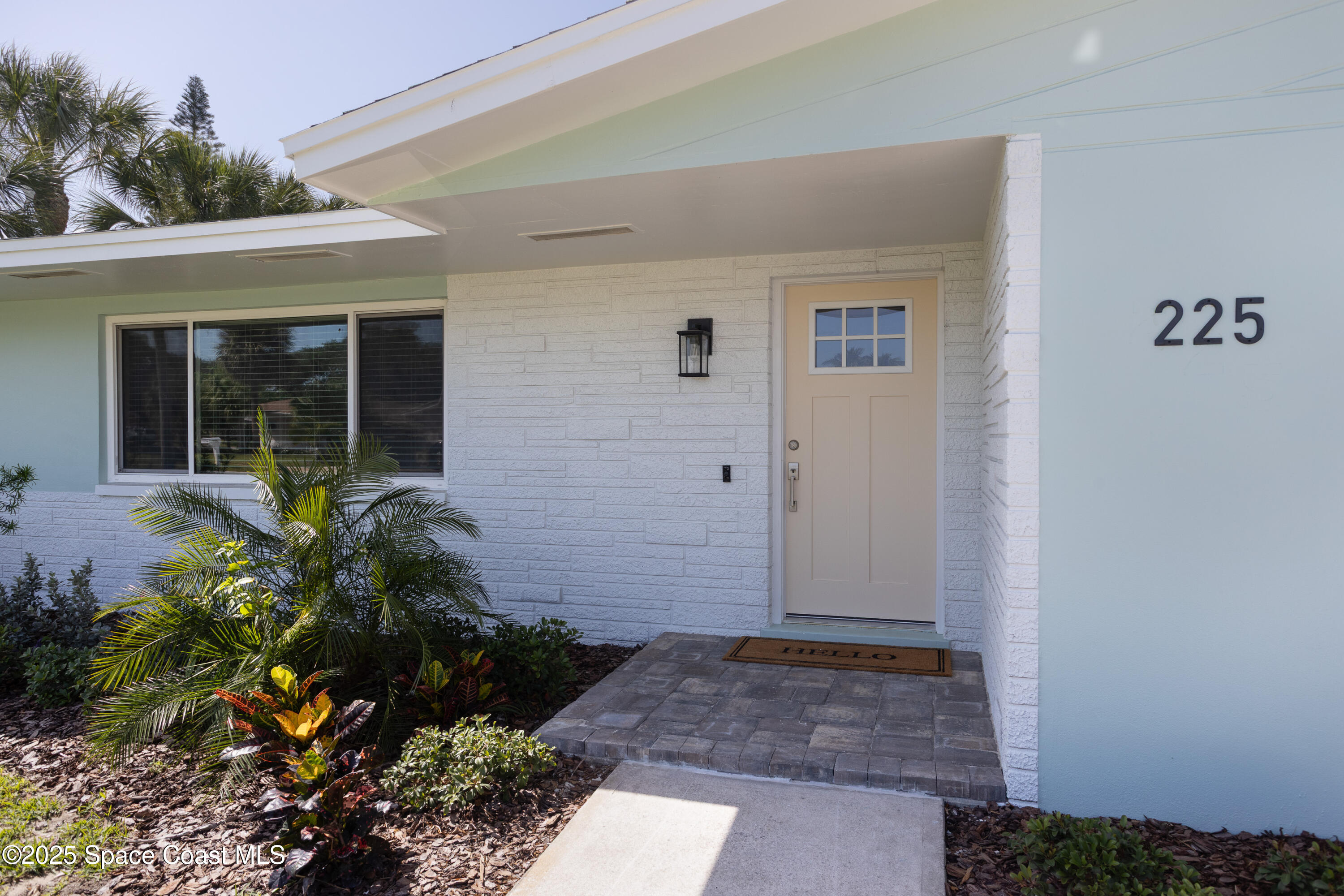 225 Lynn Avenue