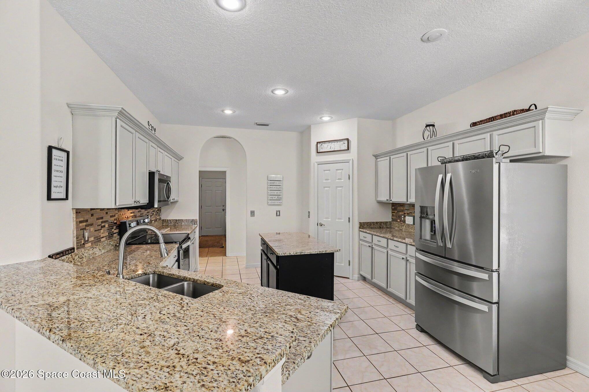423 Stonehenge Circle