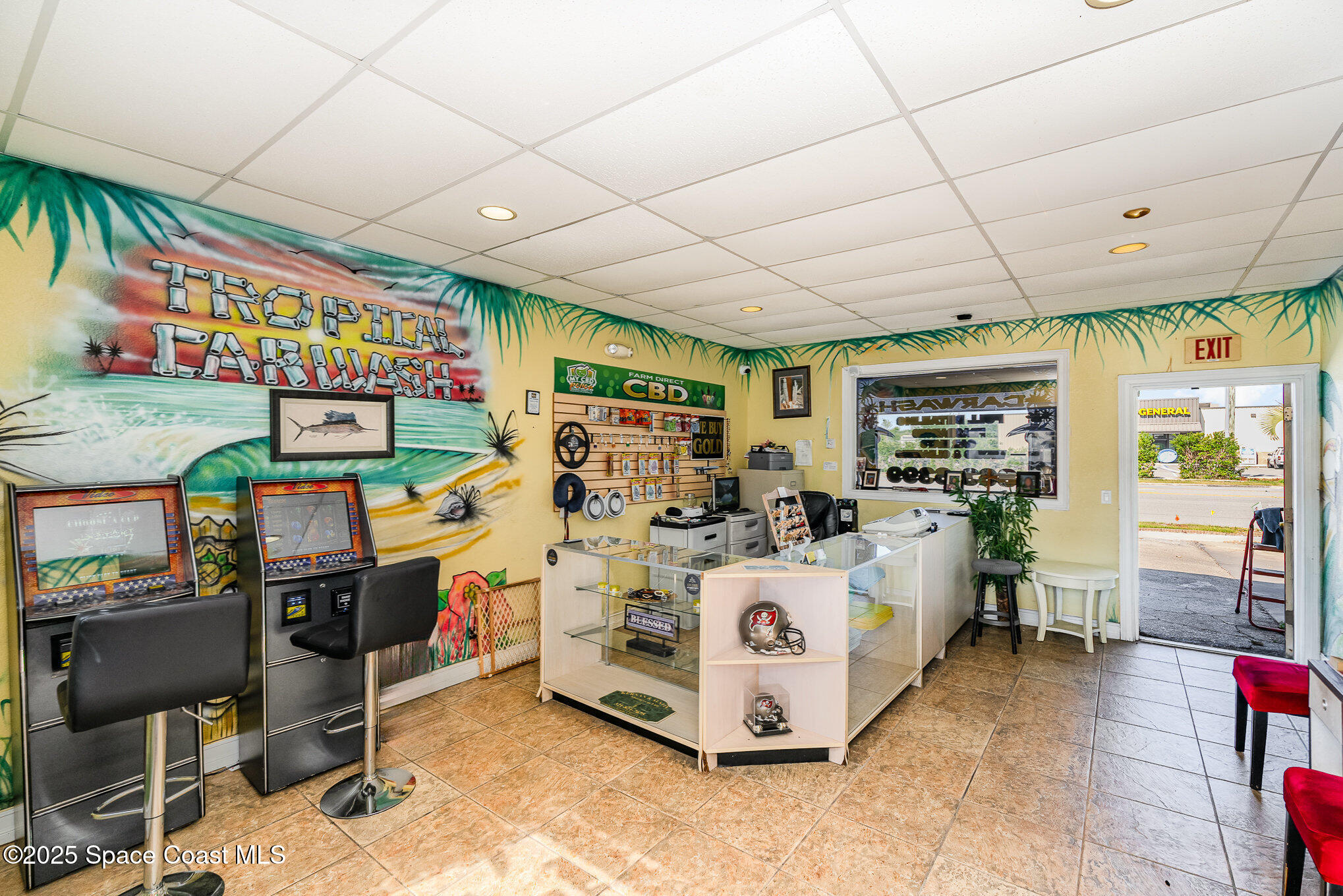 226 S Courtenay Parkway