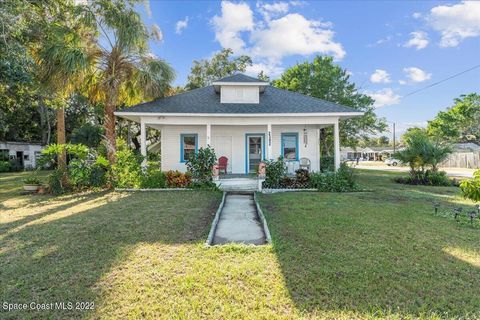 A home in Mims