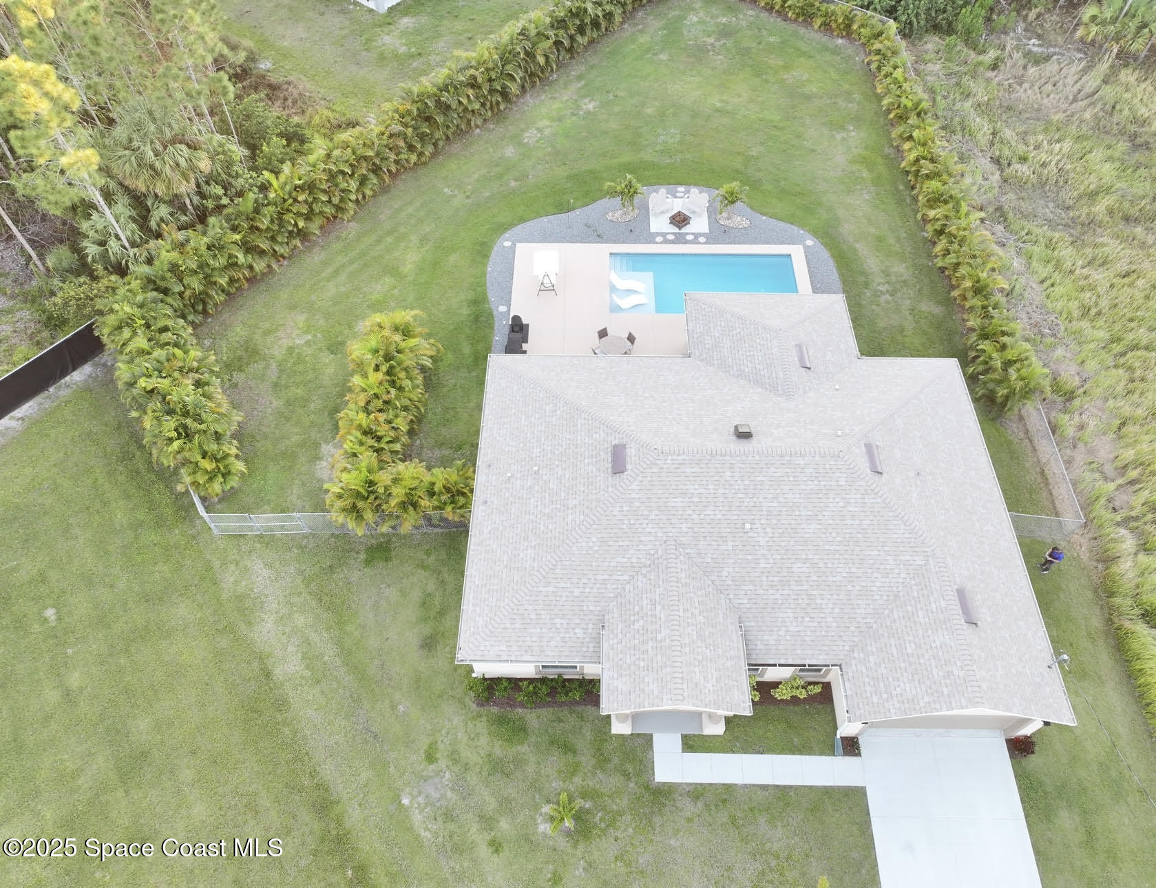 238 Labra Road SW