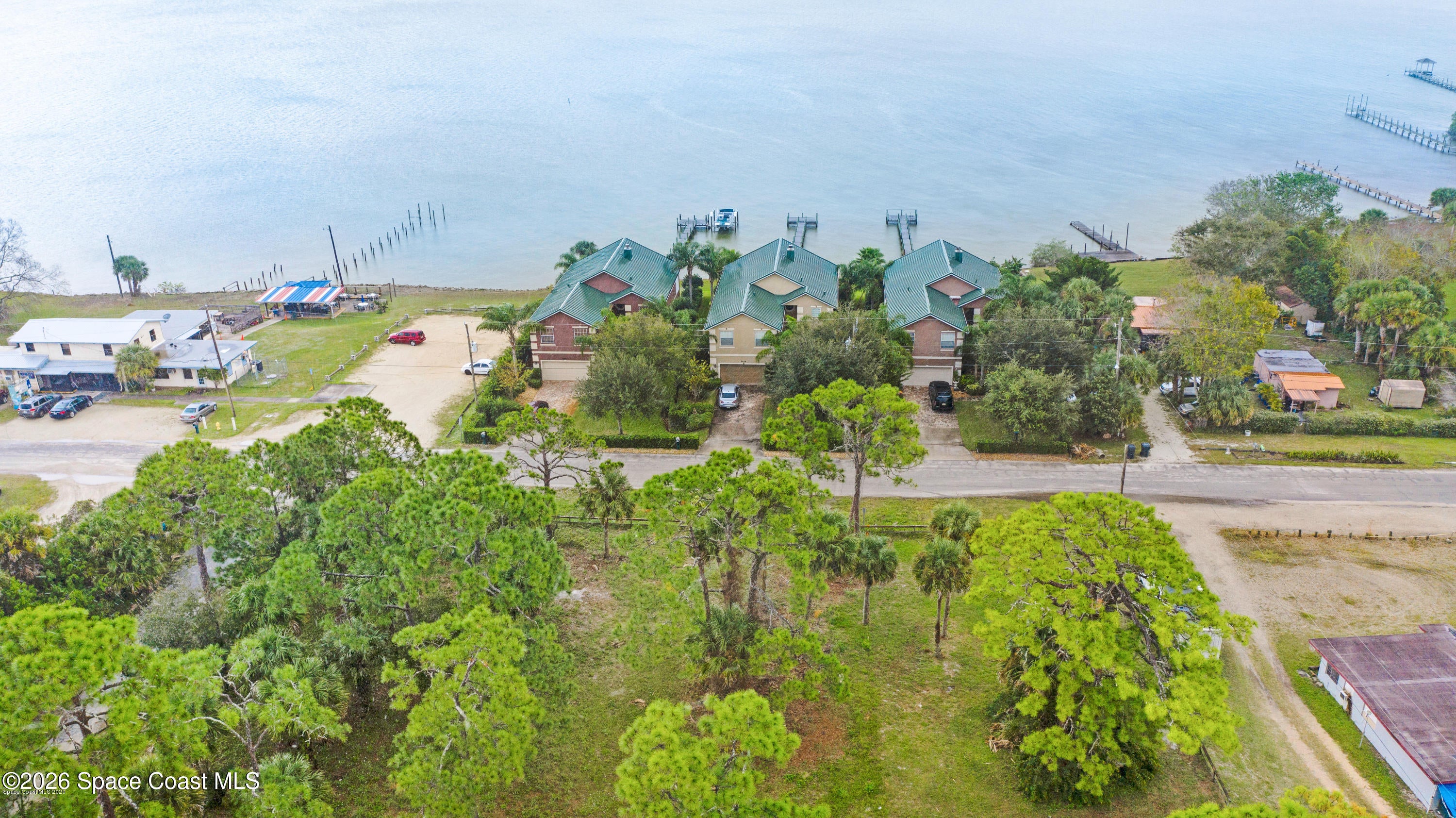 5416 Riveredge Drive