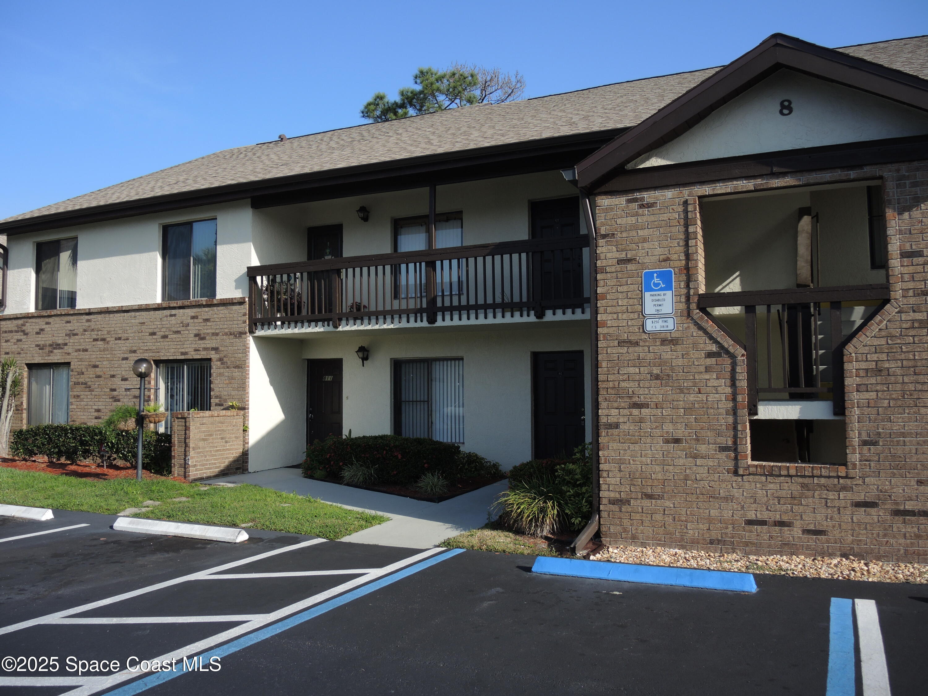 1515 Huntington Lane 821
