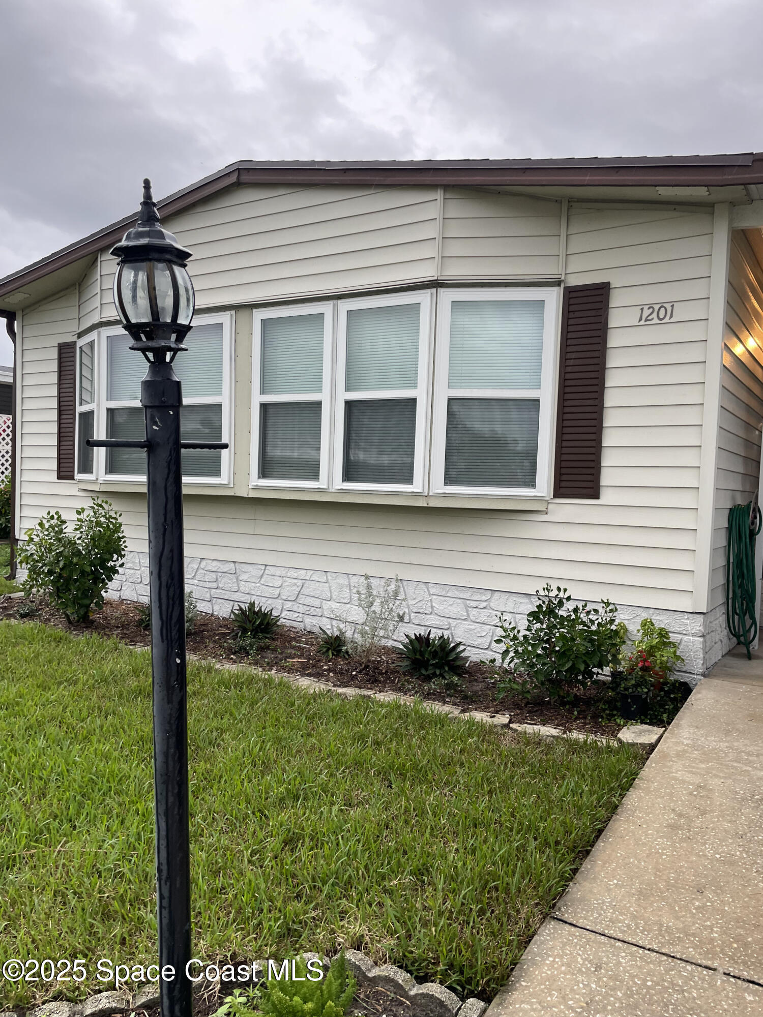 1201 Areca Drive