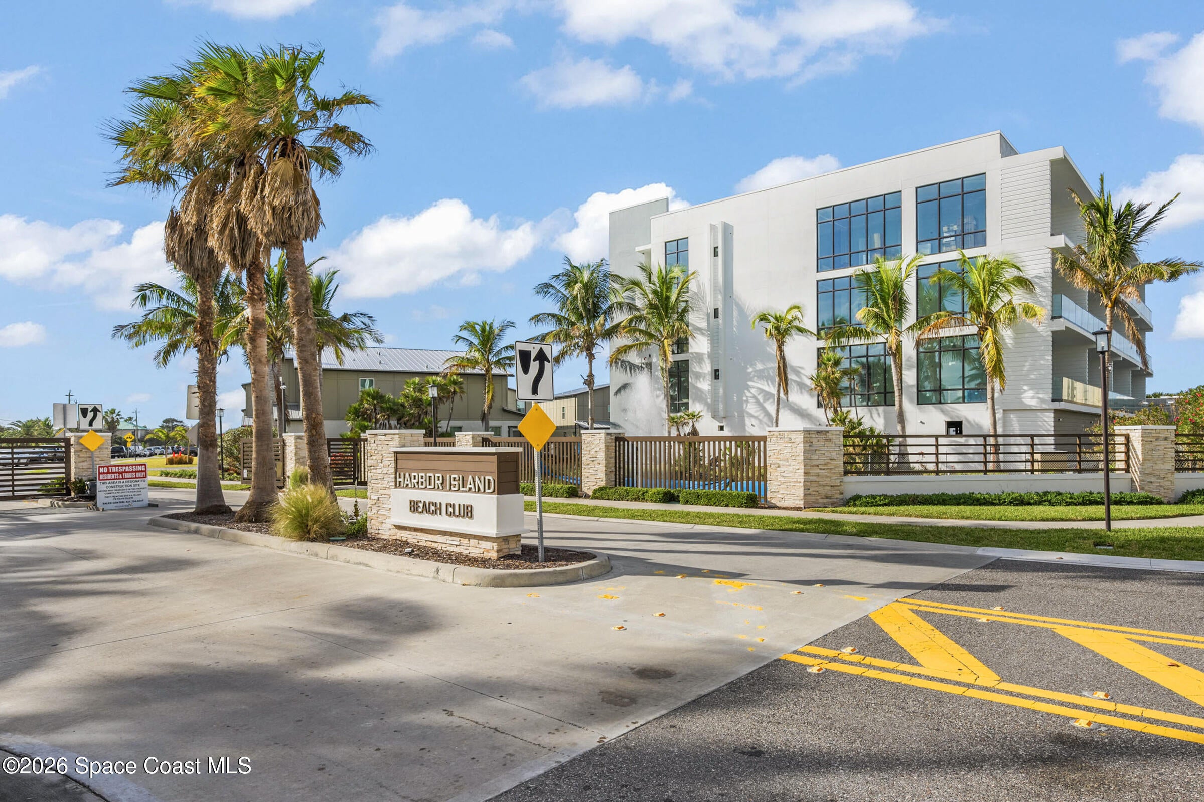 225 Strand Drive 408