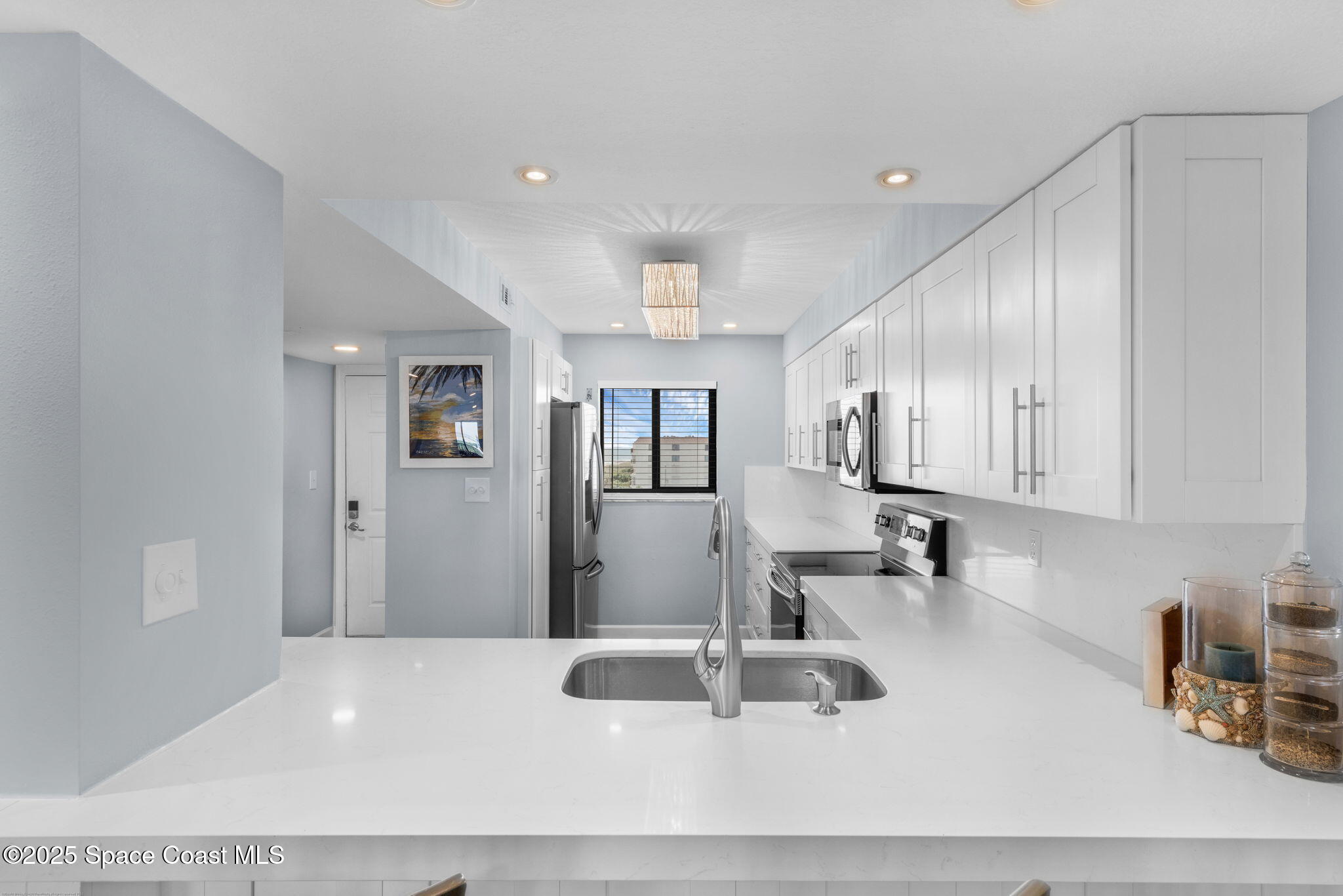 3170 N Atlantic Avenue 708