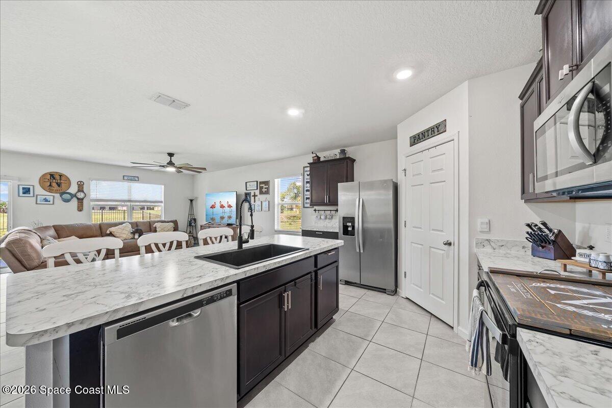 3250 Burrowing Owl Drive