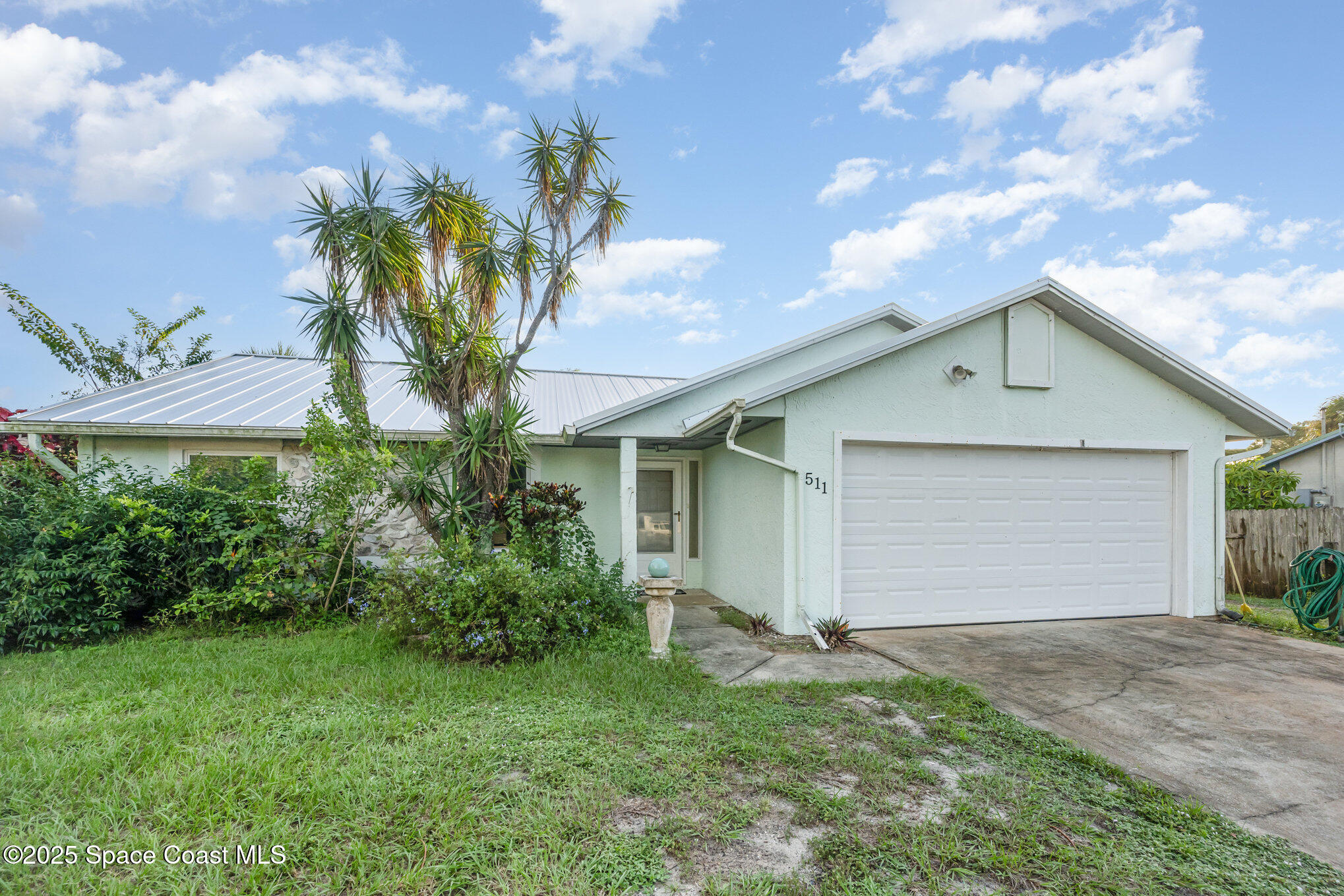 Photo 1 of 15 — 511 Biscayne Lane, Sebastian, FL 32958