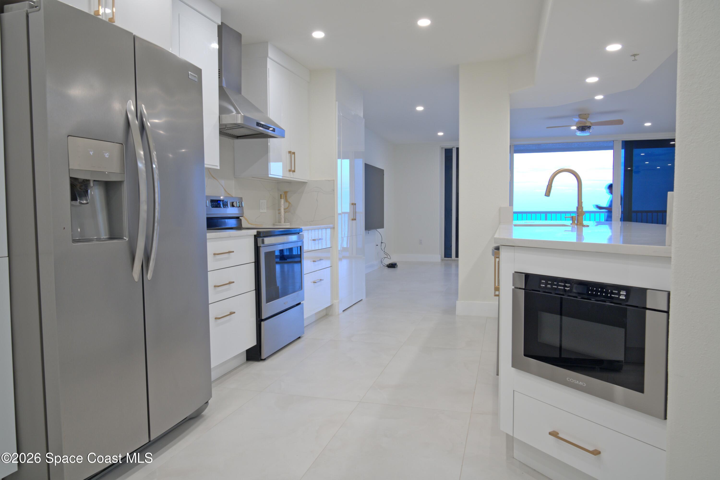 2095 Highway A1a Highway 4402