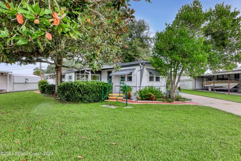 A home in Mims