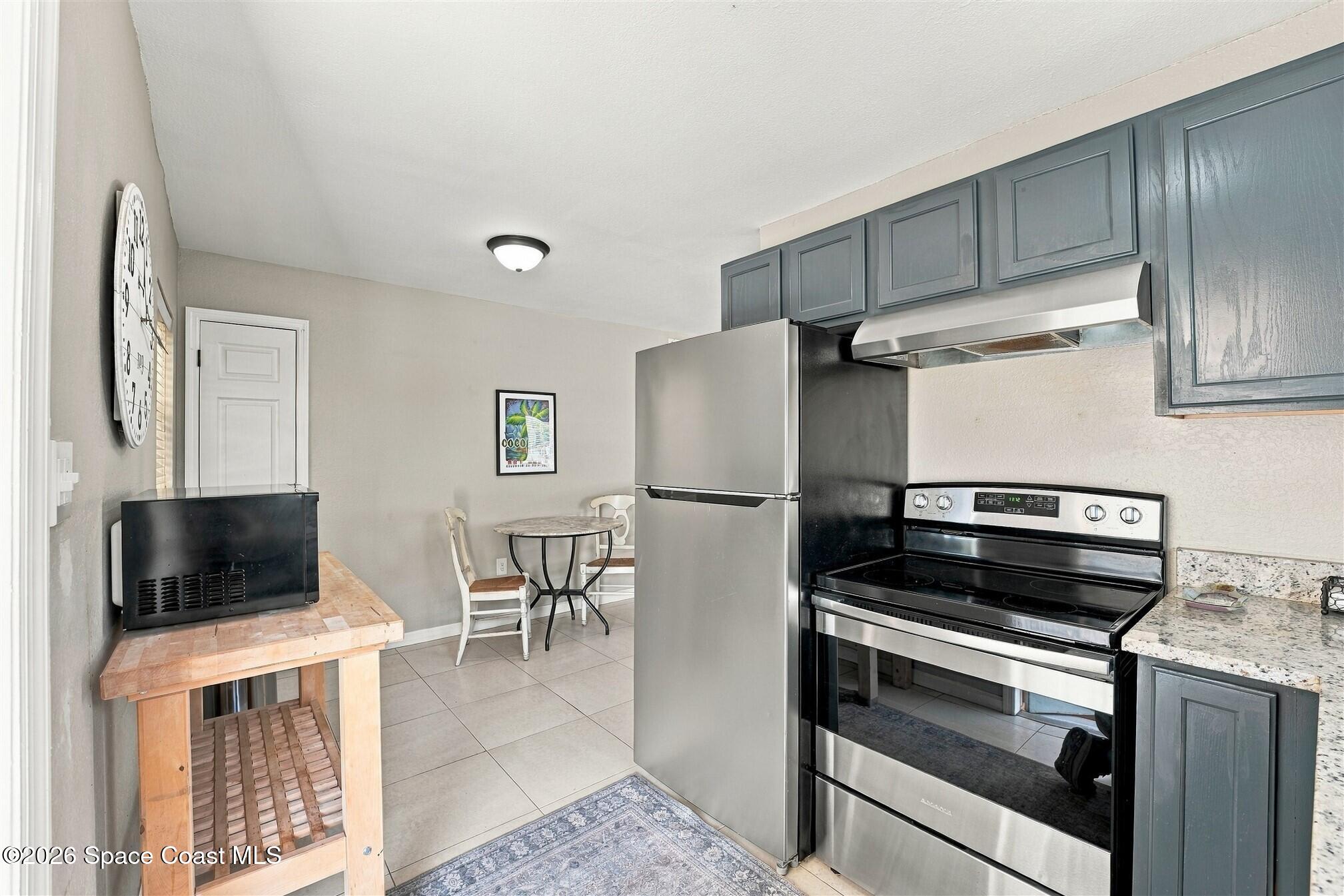 130 Roosevelt Avenue 106