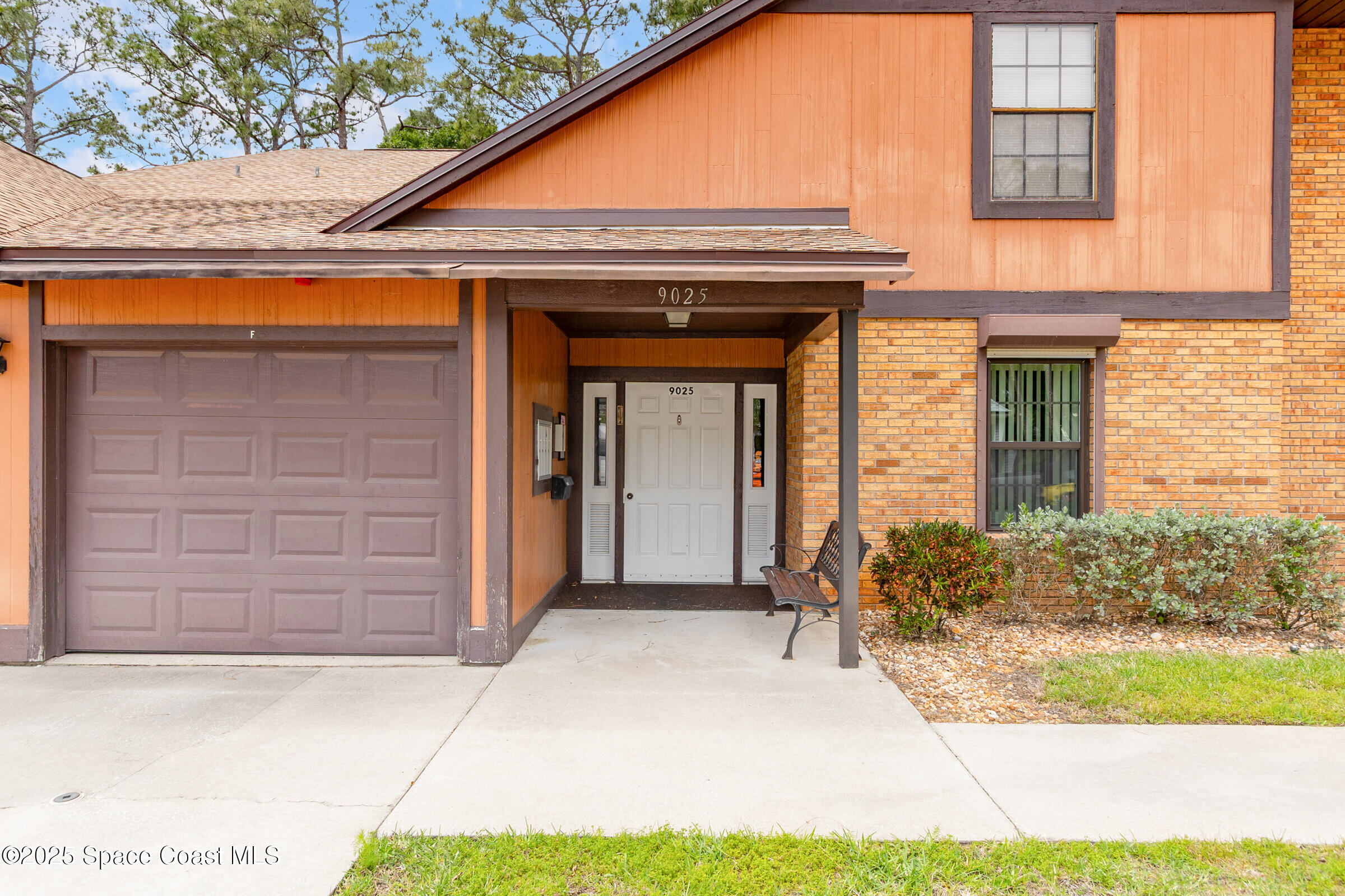 9025 York Lane 11b
