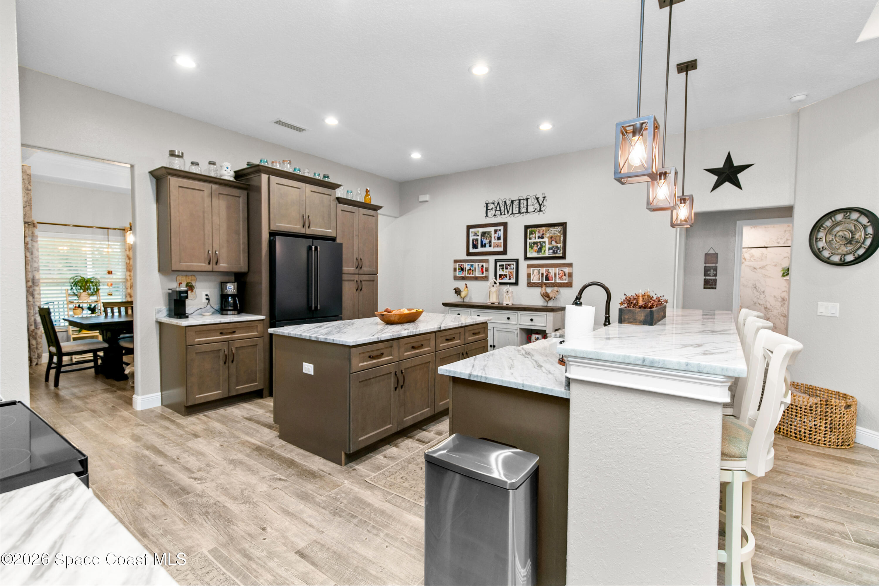 4885 Citrus Boulevard