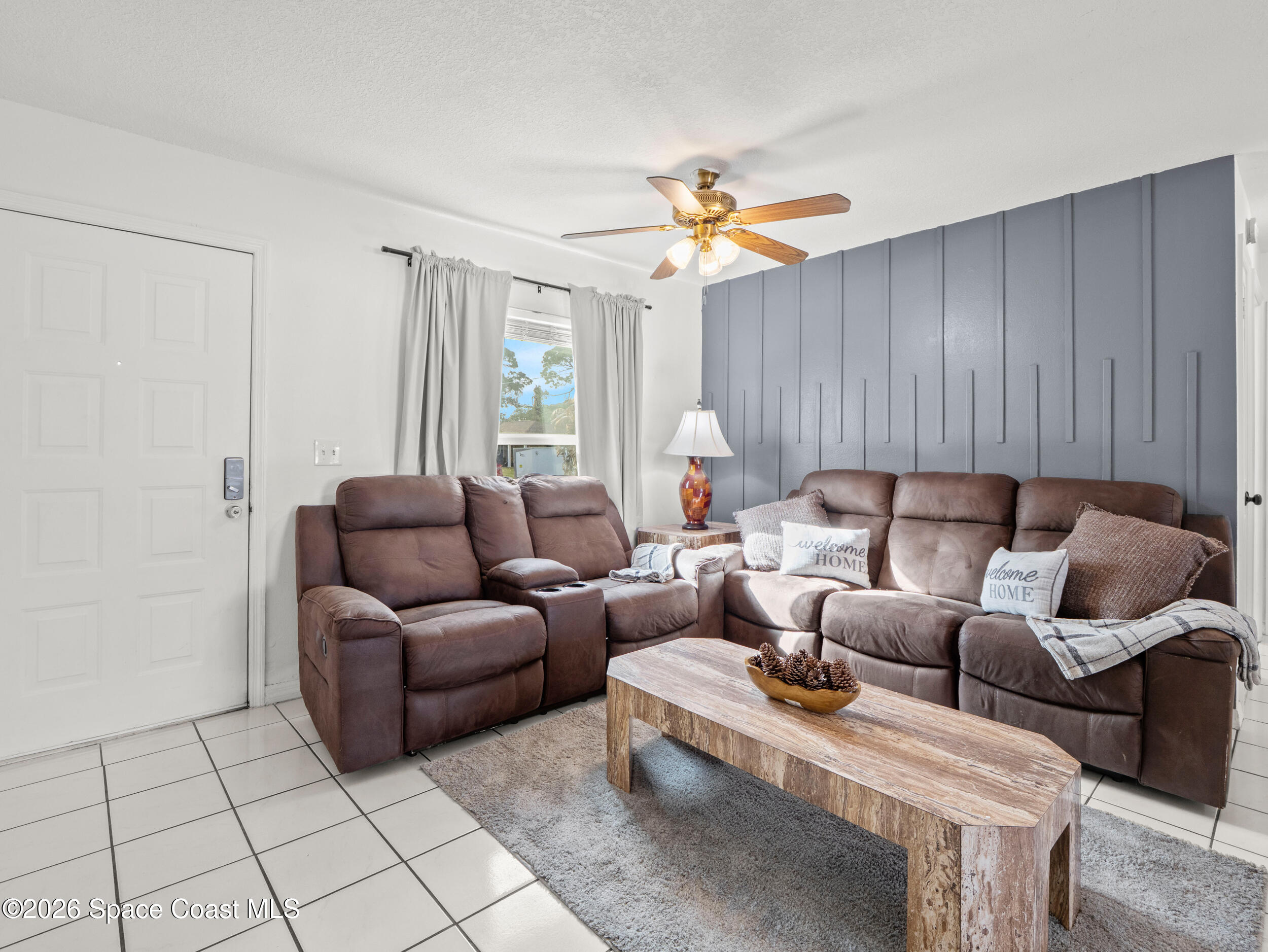 899 Charcoal Avenue SE