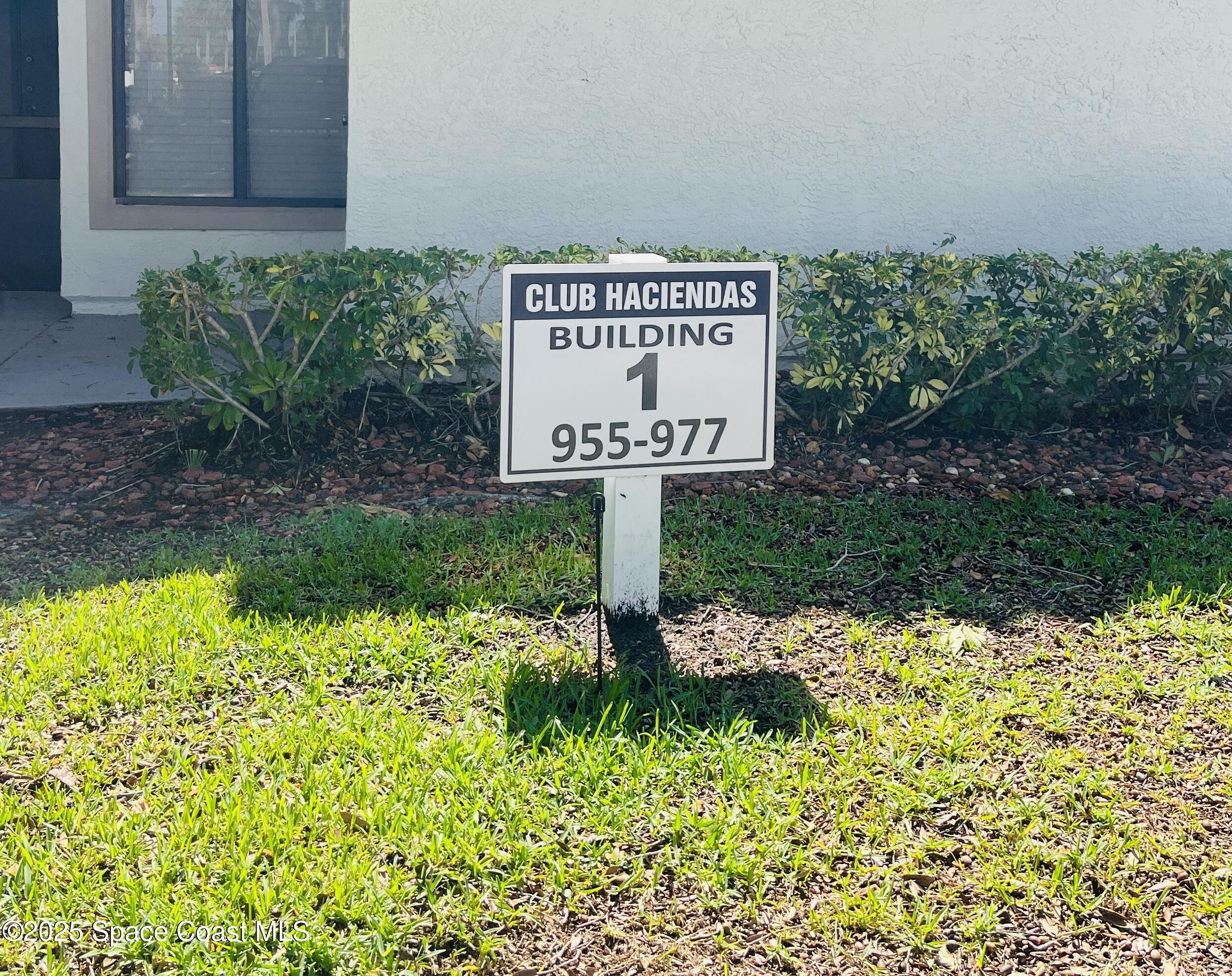 955 Country Club Drive 111