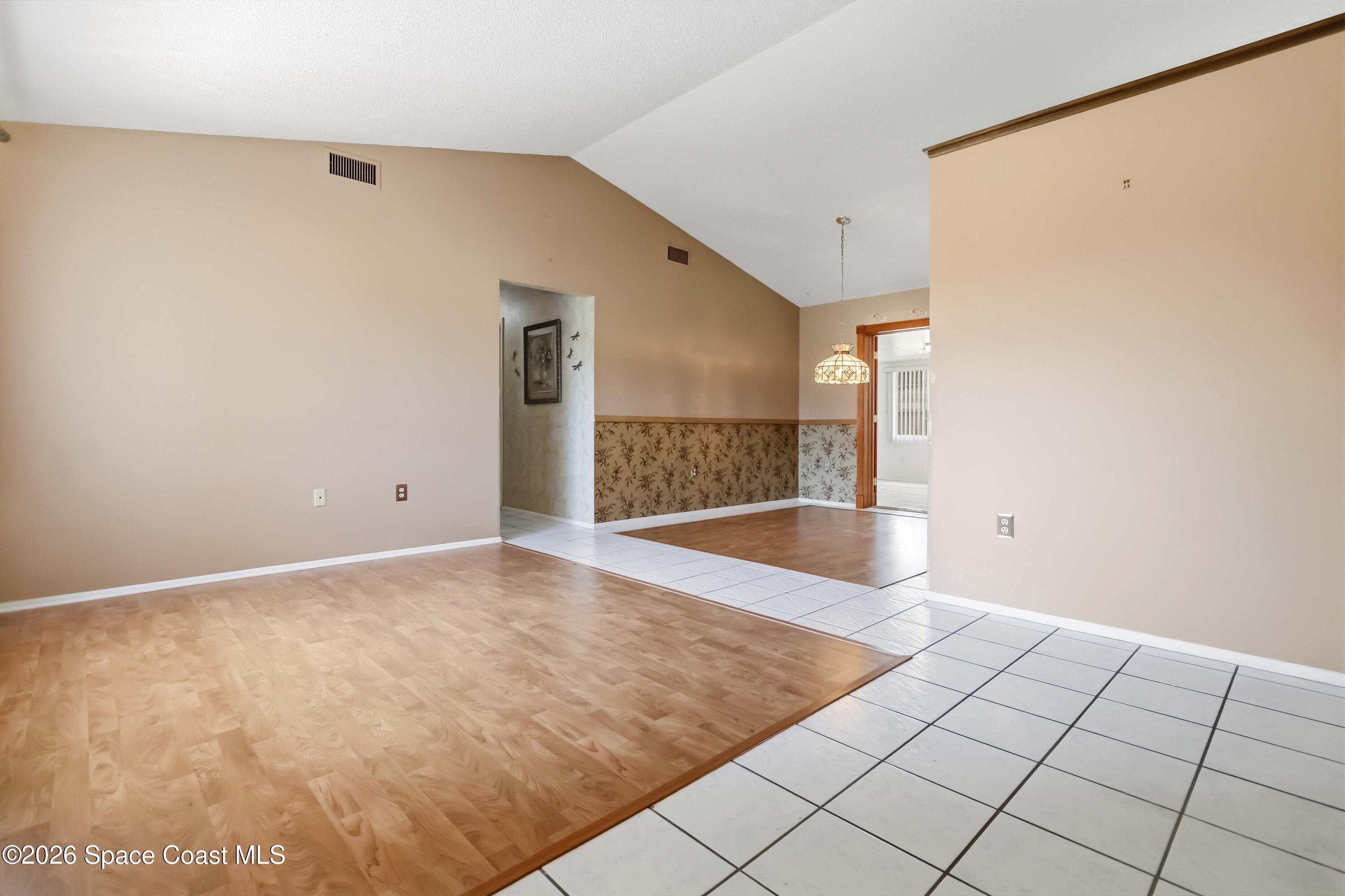 2415 Raintree Lake Circle