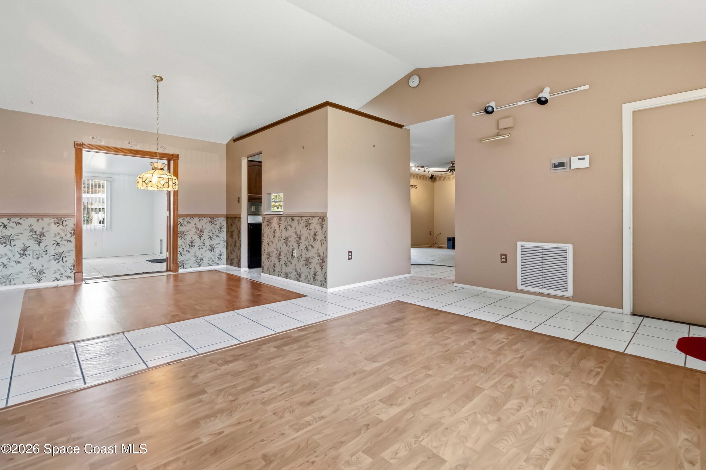 2415 Raintree Lake Circle
