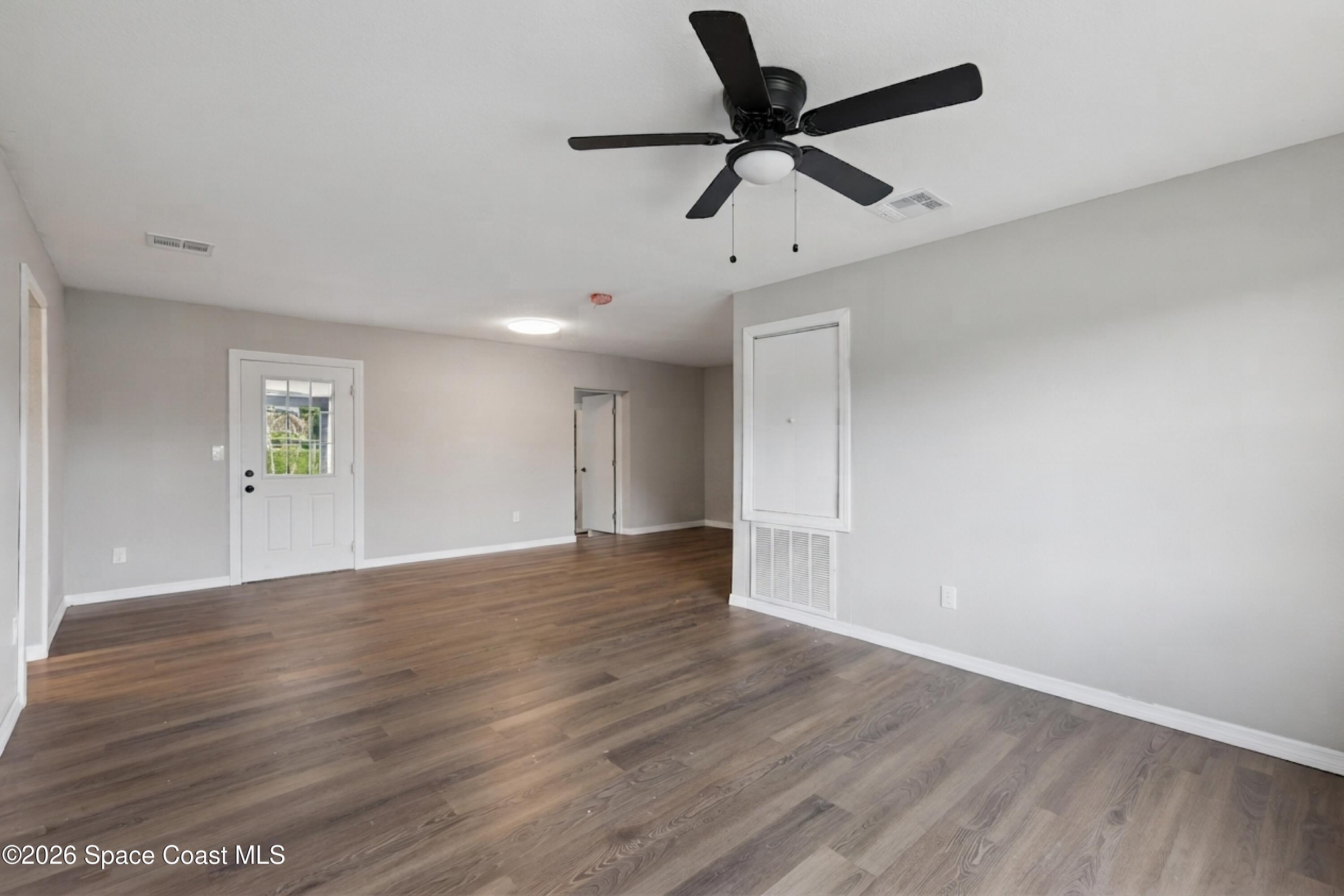 1061 Bianca Drive NE