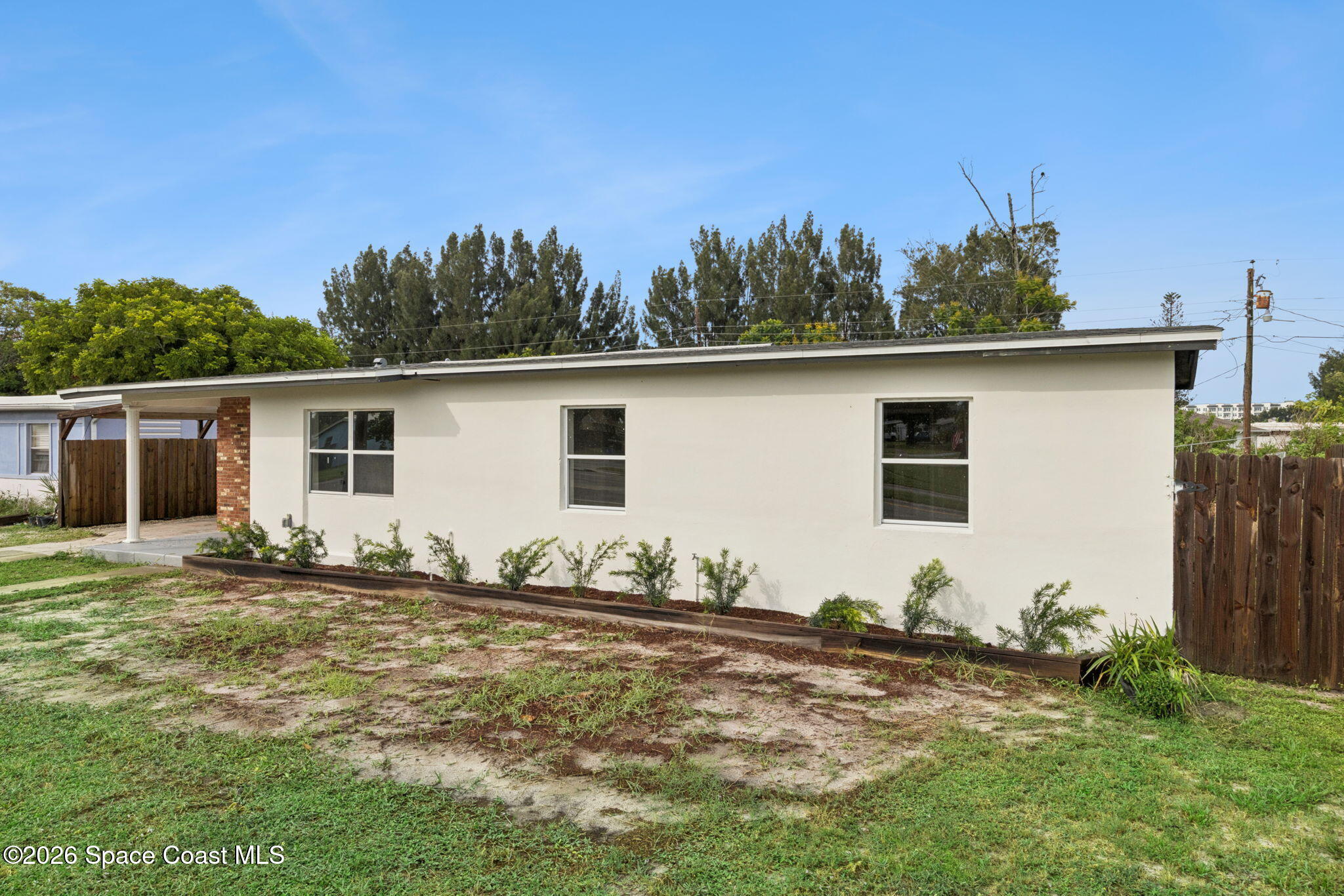 1061 Bianca Drive NE