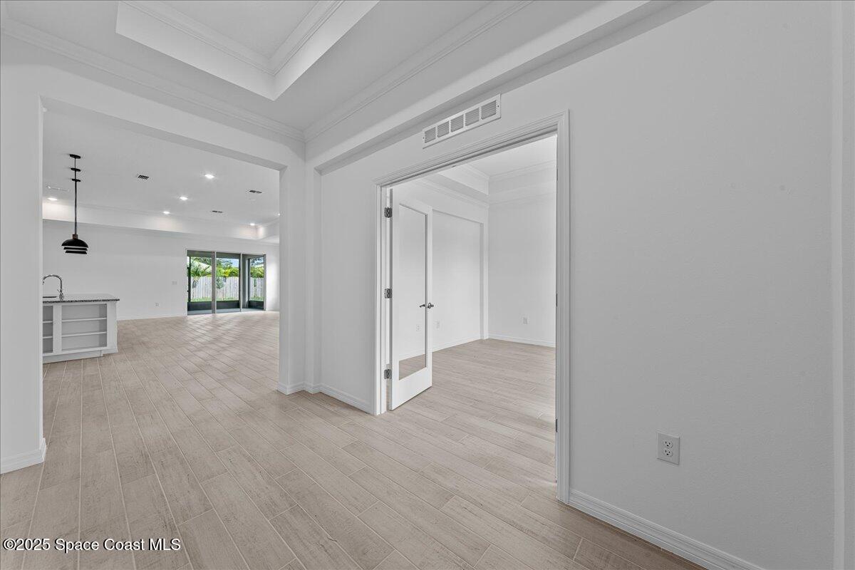 373 Jupiter Boulevard NW
