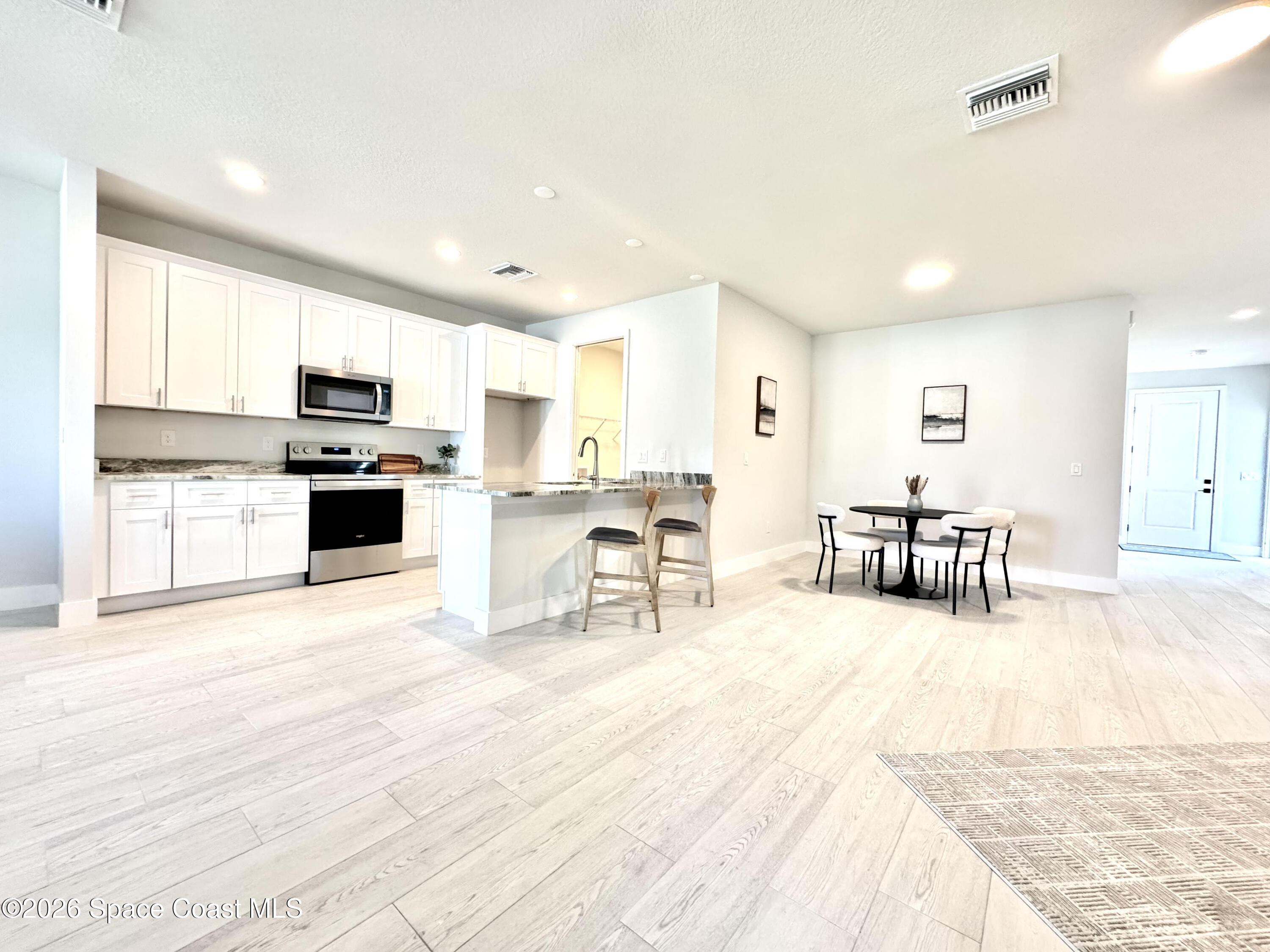 1854 Amberwood Drive SE