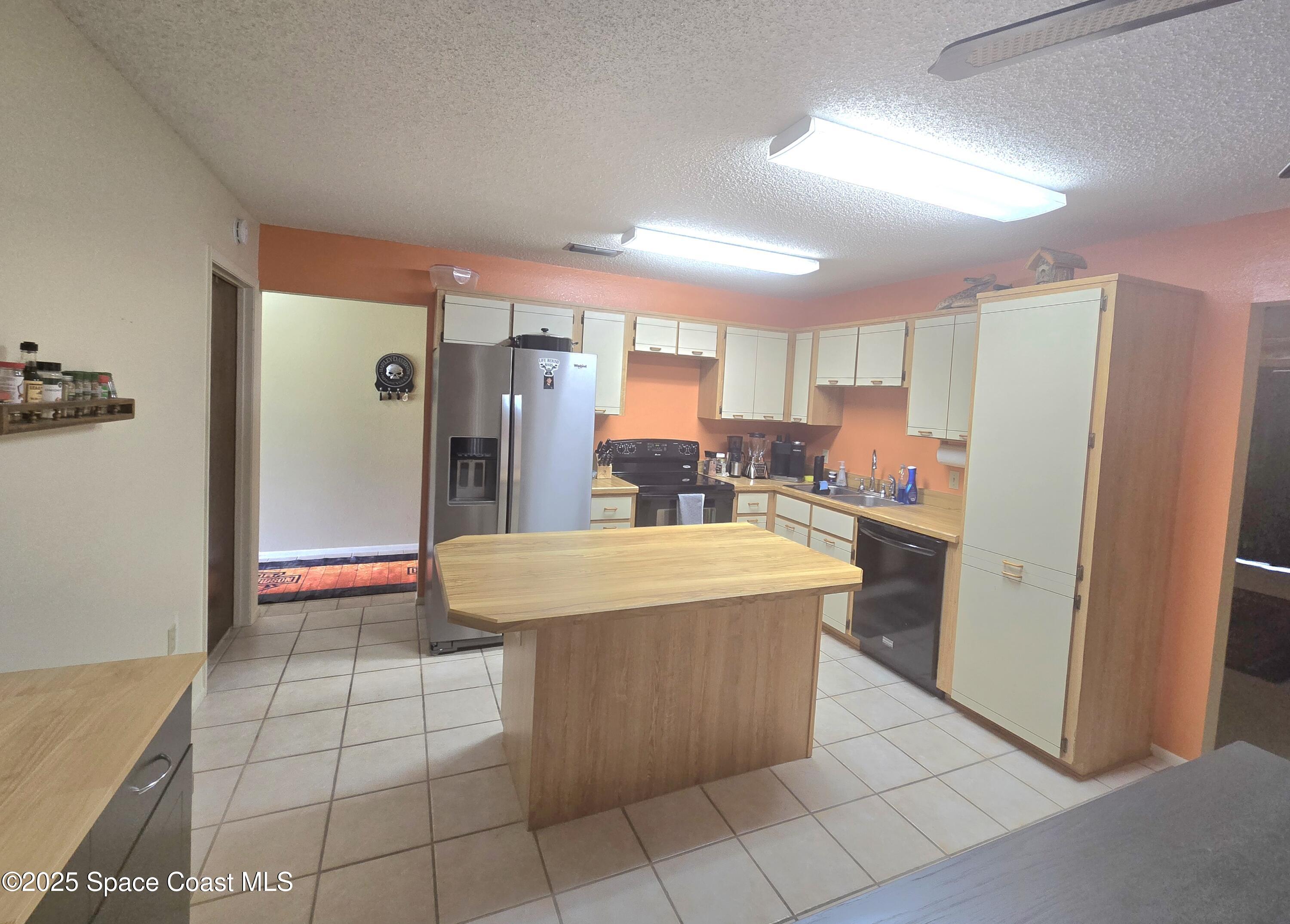 3745 Canberra Court