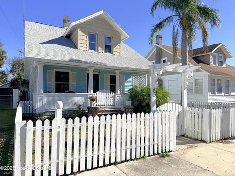 Photo of 43 S Hollywood Avenue, Daytona Beach, FL 32118 (MLS # 1064400)