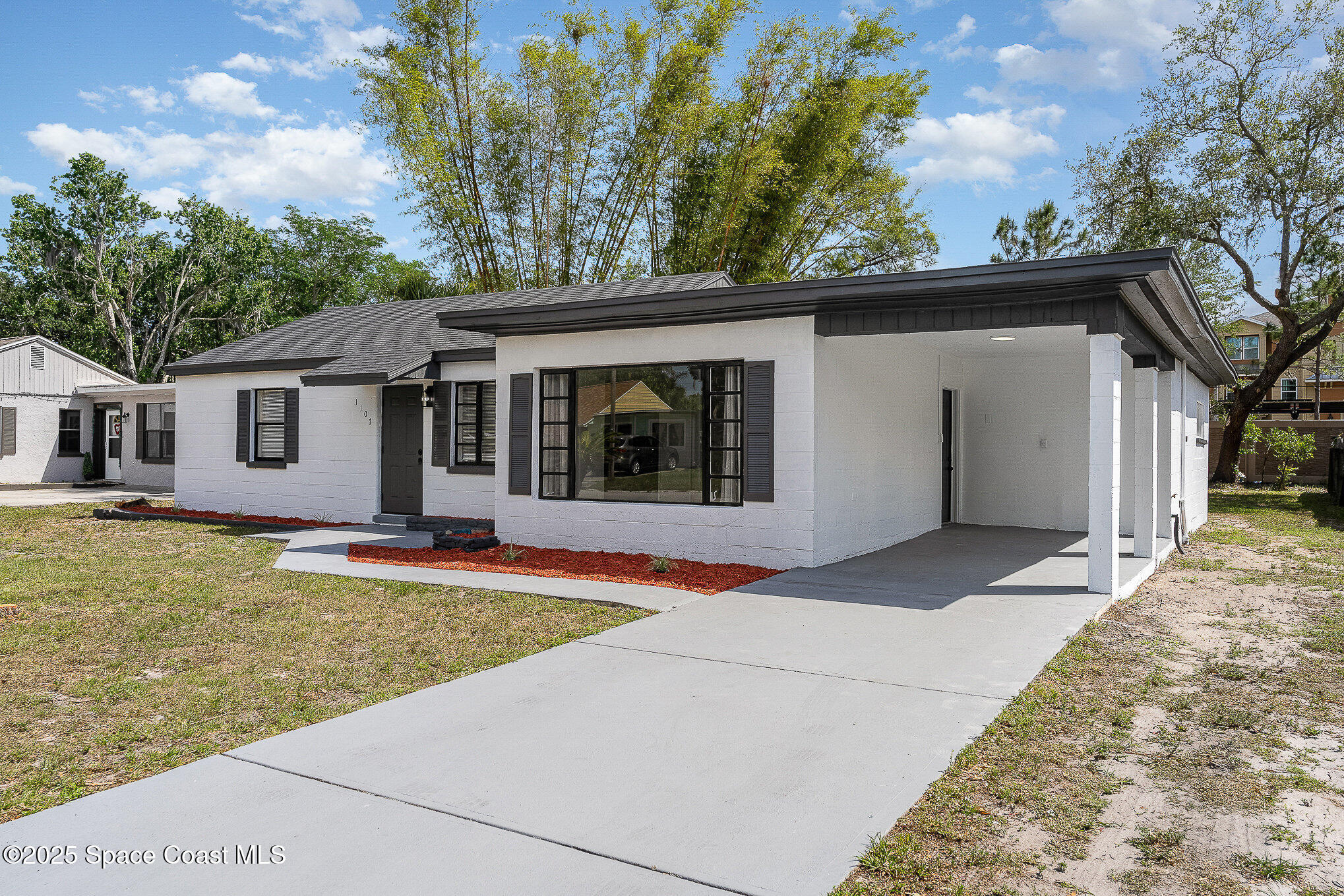 1107 Woodlawn Road