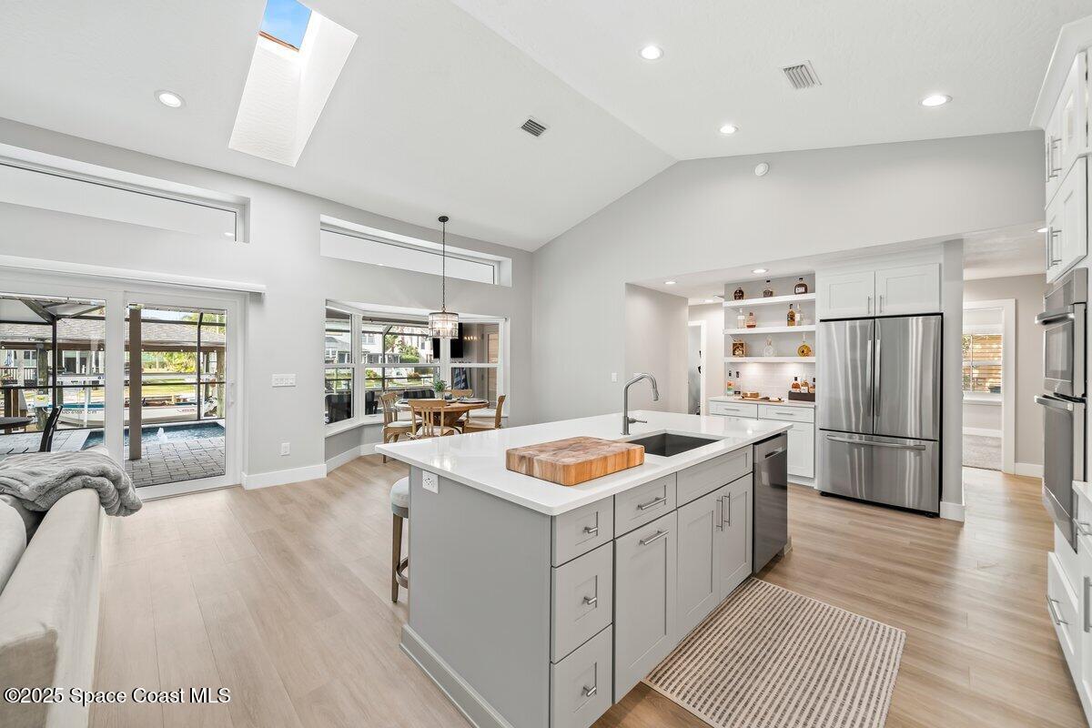 6260 Capstan Court