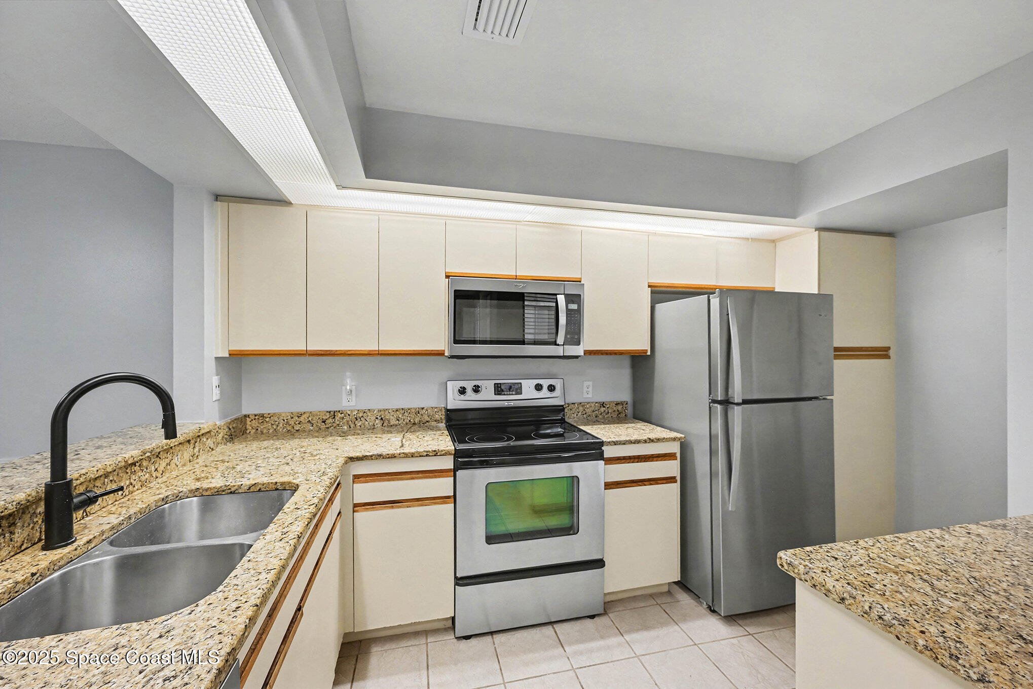 955 Country Club Drive 111