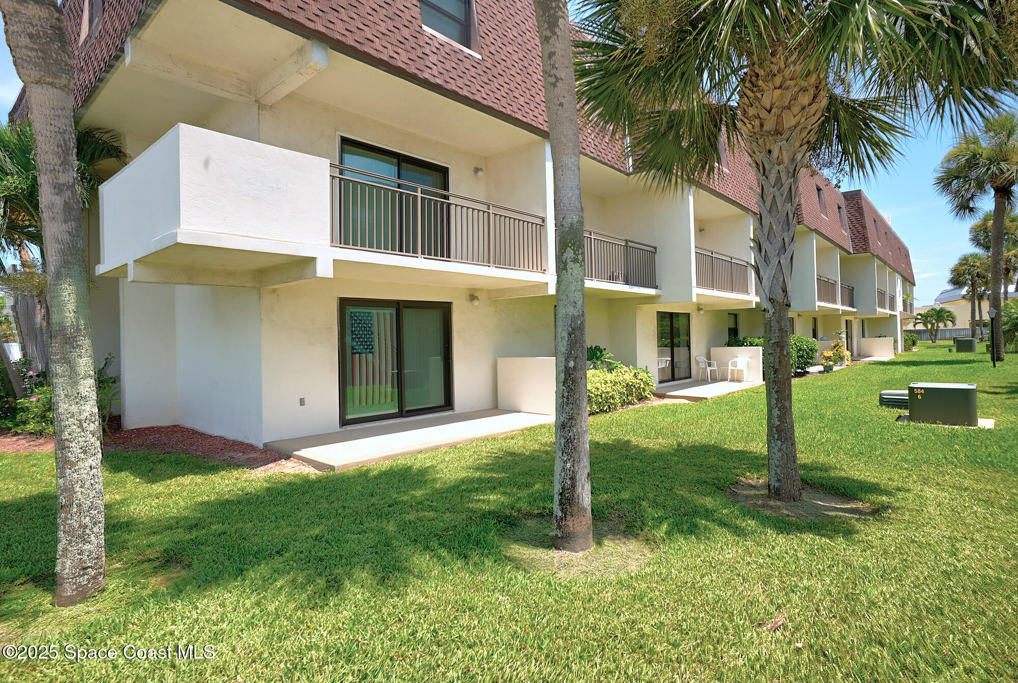 180 Paradise Boulevard 1808