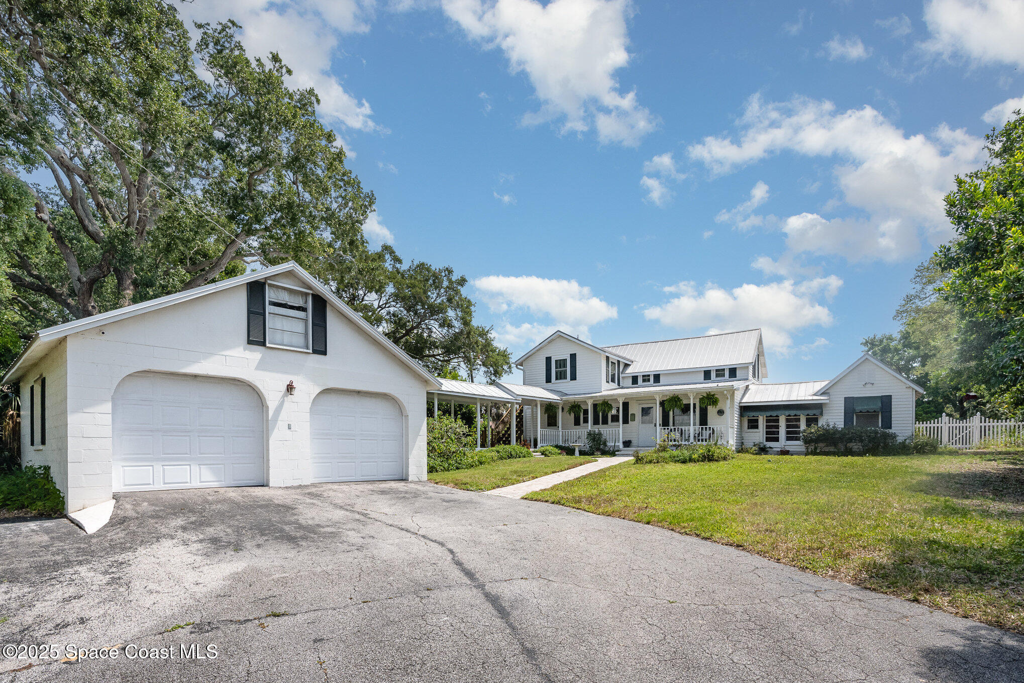 4320 Crooked Mile Road