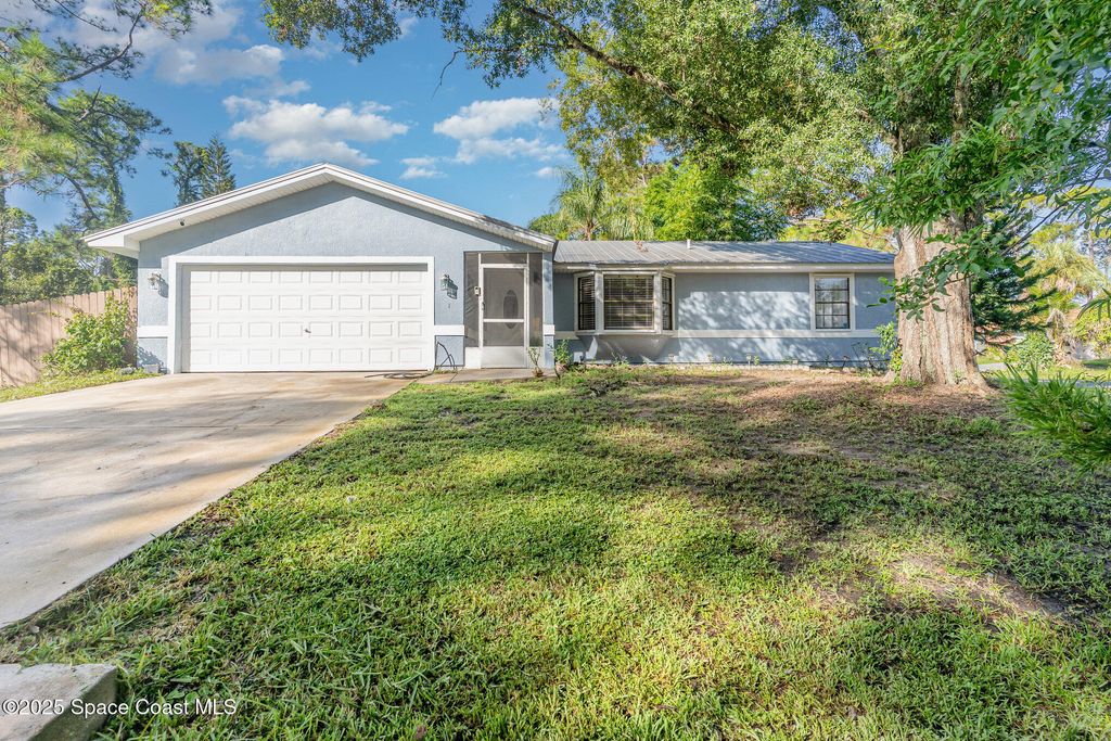 Photo of 1804 Thomasville Avenue SE, Palm Bay, FL 32909 (MLS # 1055888)