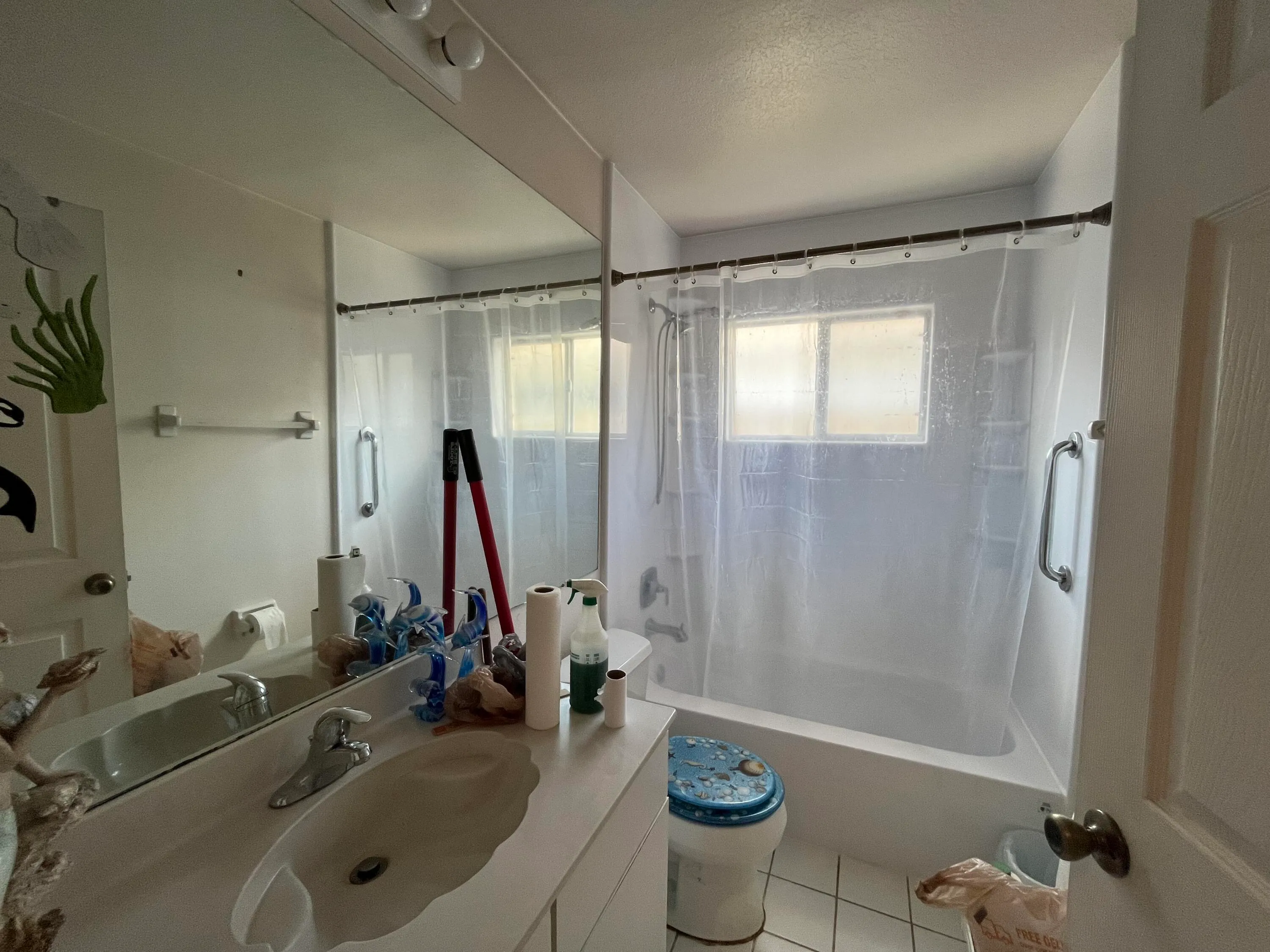 Melbourne, Florida 32940, United States, 4 Bedrooms Bedrooms, ,2 BathroomsBathrooms,Residential,Pending,171565