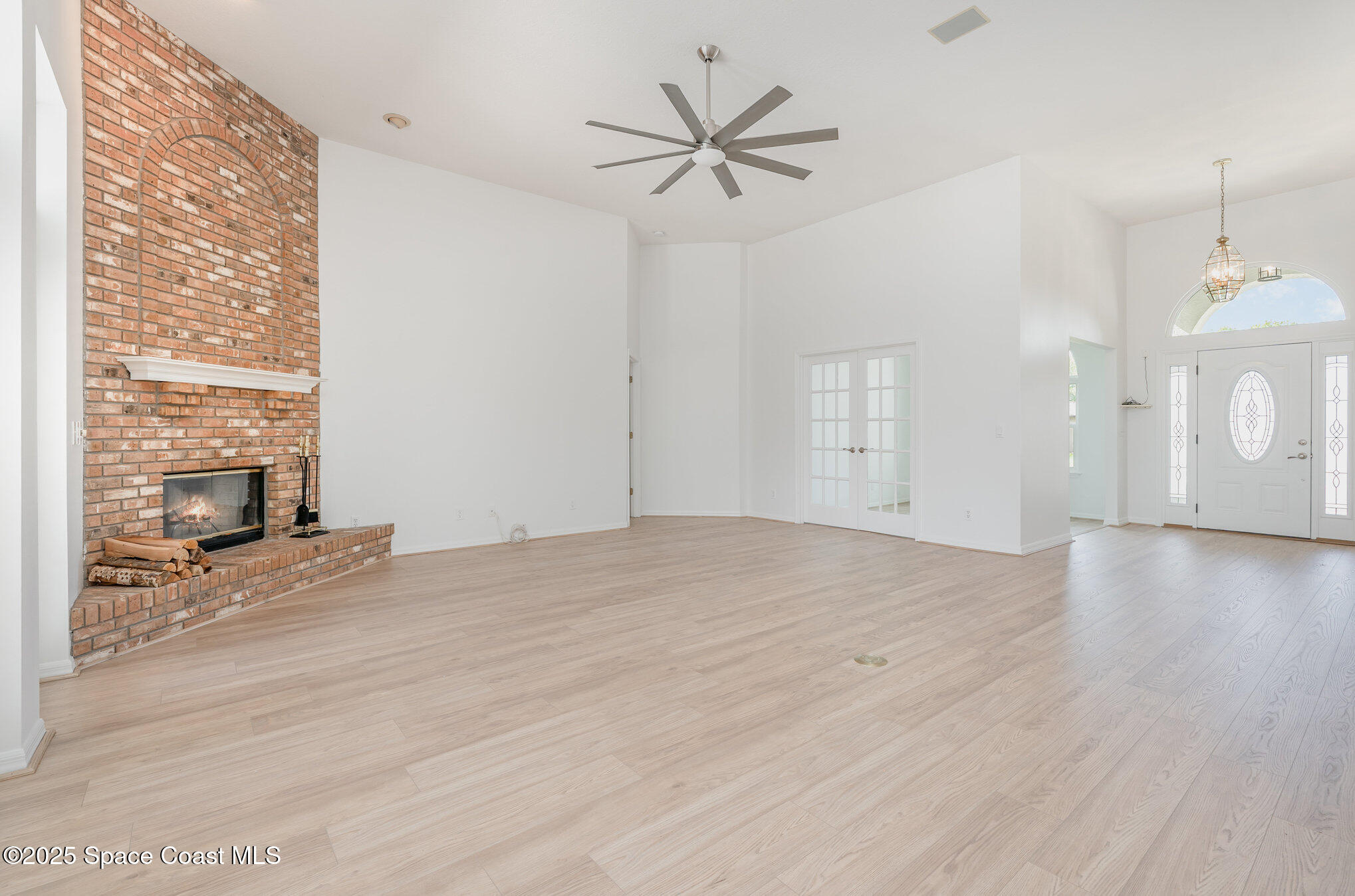 871 NE September Avenue NE