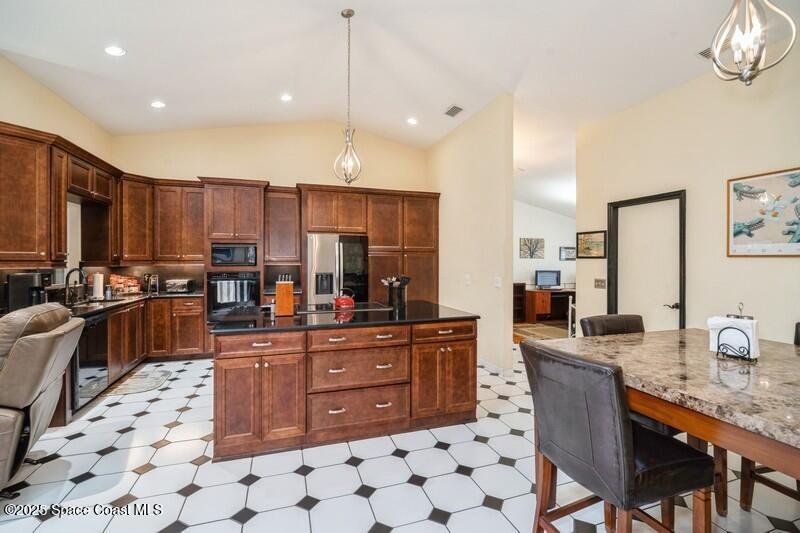 6340 Anchor Lane